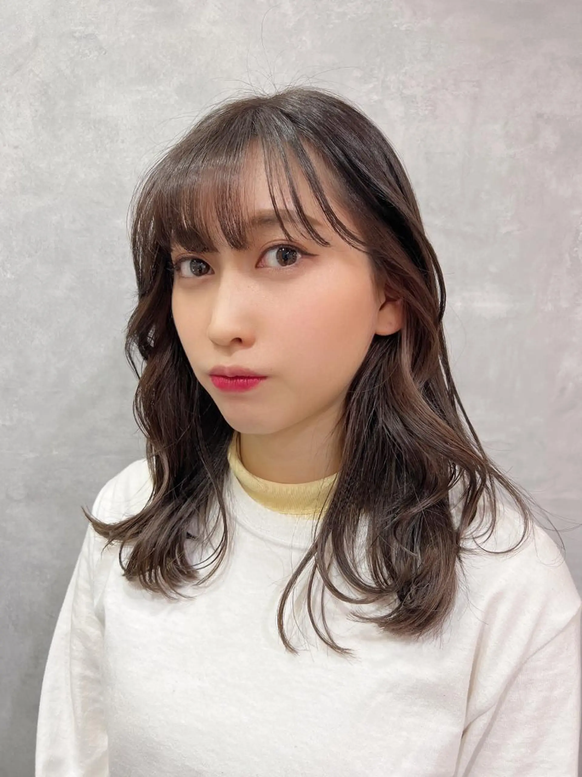 セミロング StellA所属・MIZUKI/町田/ ハイトーンカラーのヘアスタイル