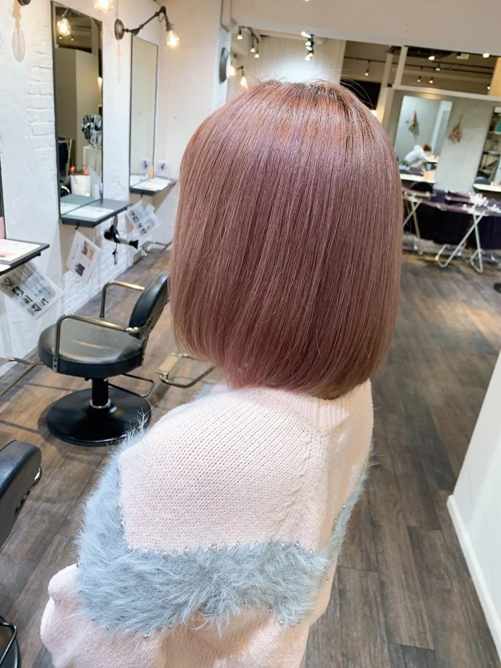 ミディアム カラー GO TODAY SHAIR SALON 梅田NU茶屋町店所属・田中成美/レイヤー カット/透明感カラーのヘアスタイル