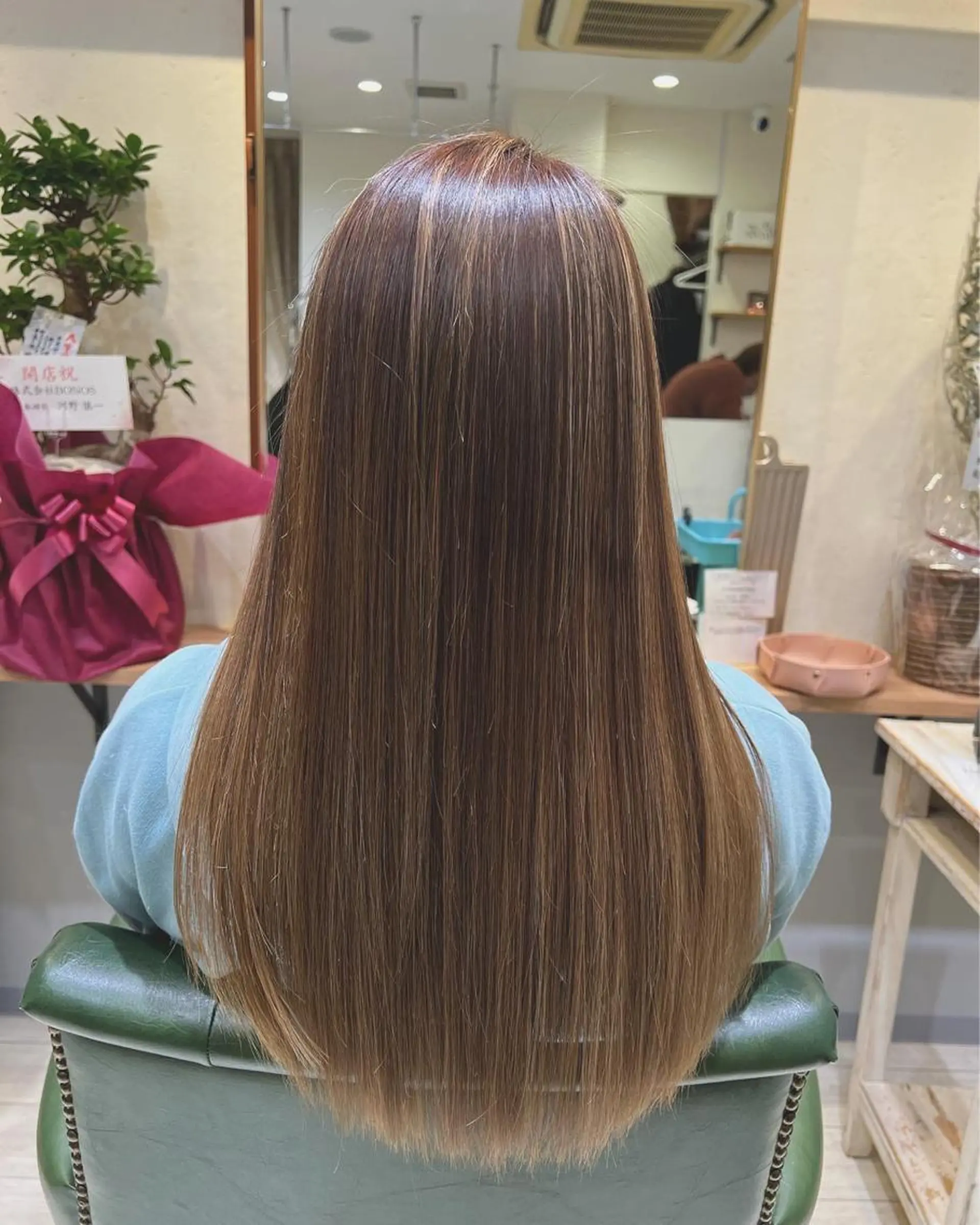 ロング カラー パーマ ヘアアレンジ マツエク・マツパ アイブロウ トリートメント Ami Laffin.のマツエク・マツパデザイン