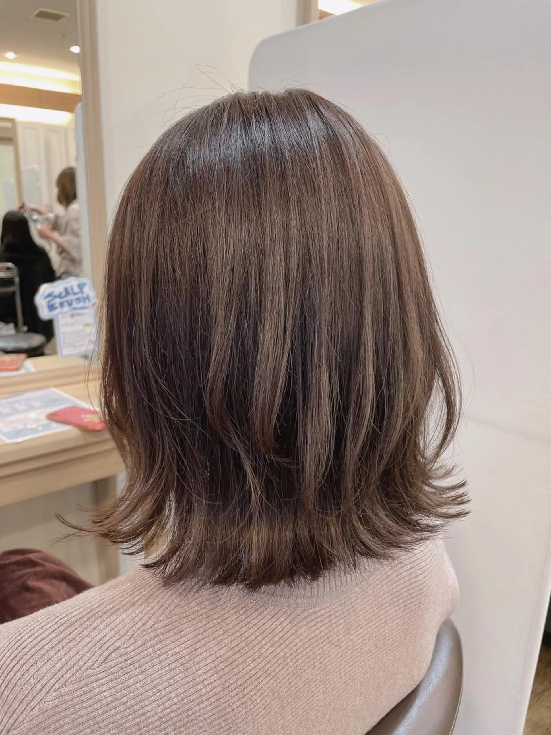 ミディアム カラー ベージュカラー イルミナカラー ラベンダーカラー ラベンダーベージュ ヘアカラー 尚平 髪質改善 大人のデザインカラーのその他イメージ
