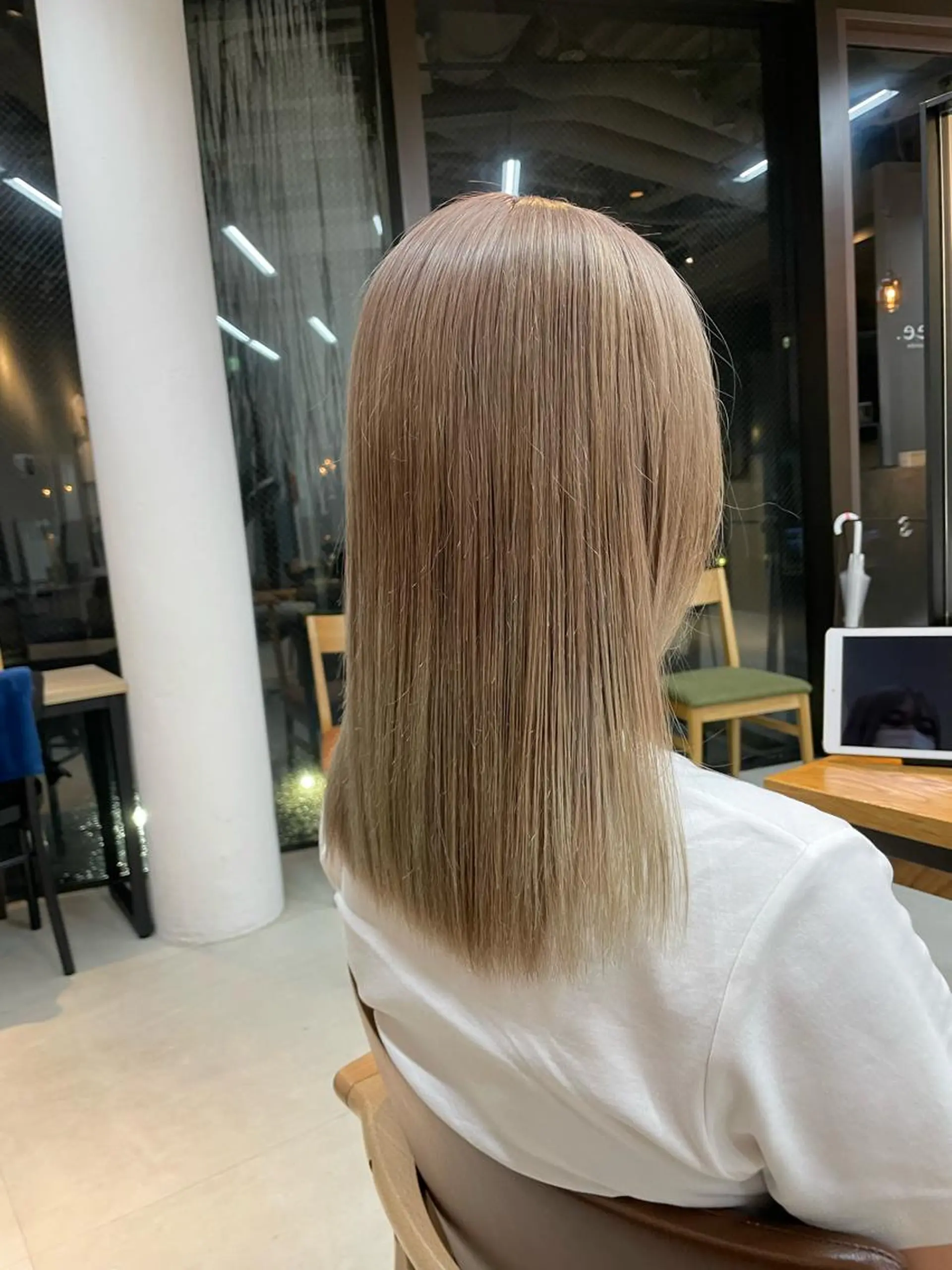 ミディアム カラー ブリーチ mee.表参道所属・ボブ/ショート /パーマ/shinのヘアスタイル