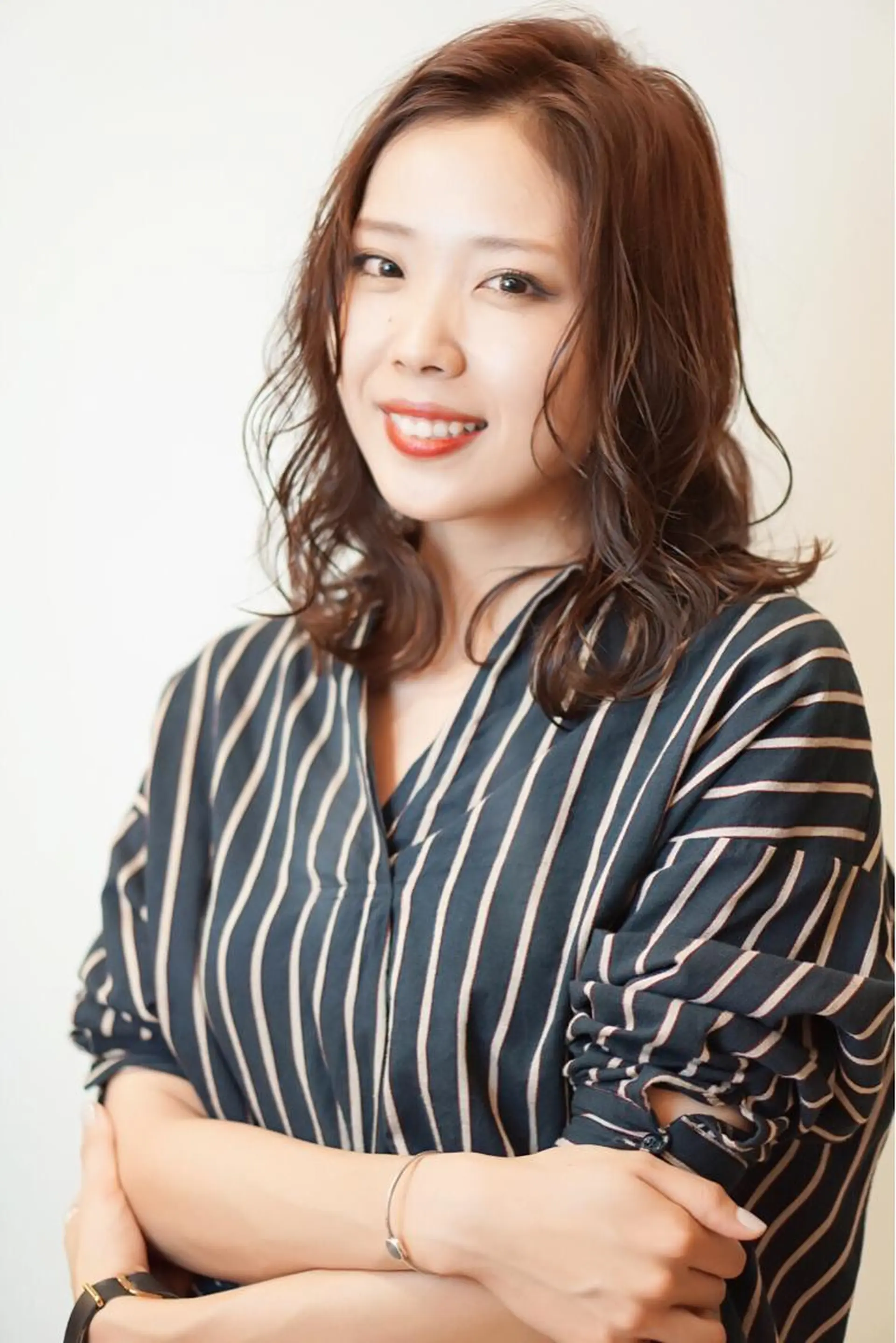 ミディアム カラー パーマ ミディアムパーマ ニュアンスパーマ ディレクター ノナカのヘアスタイル