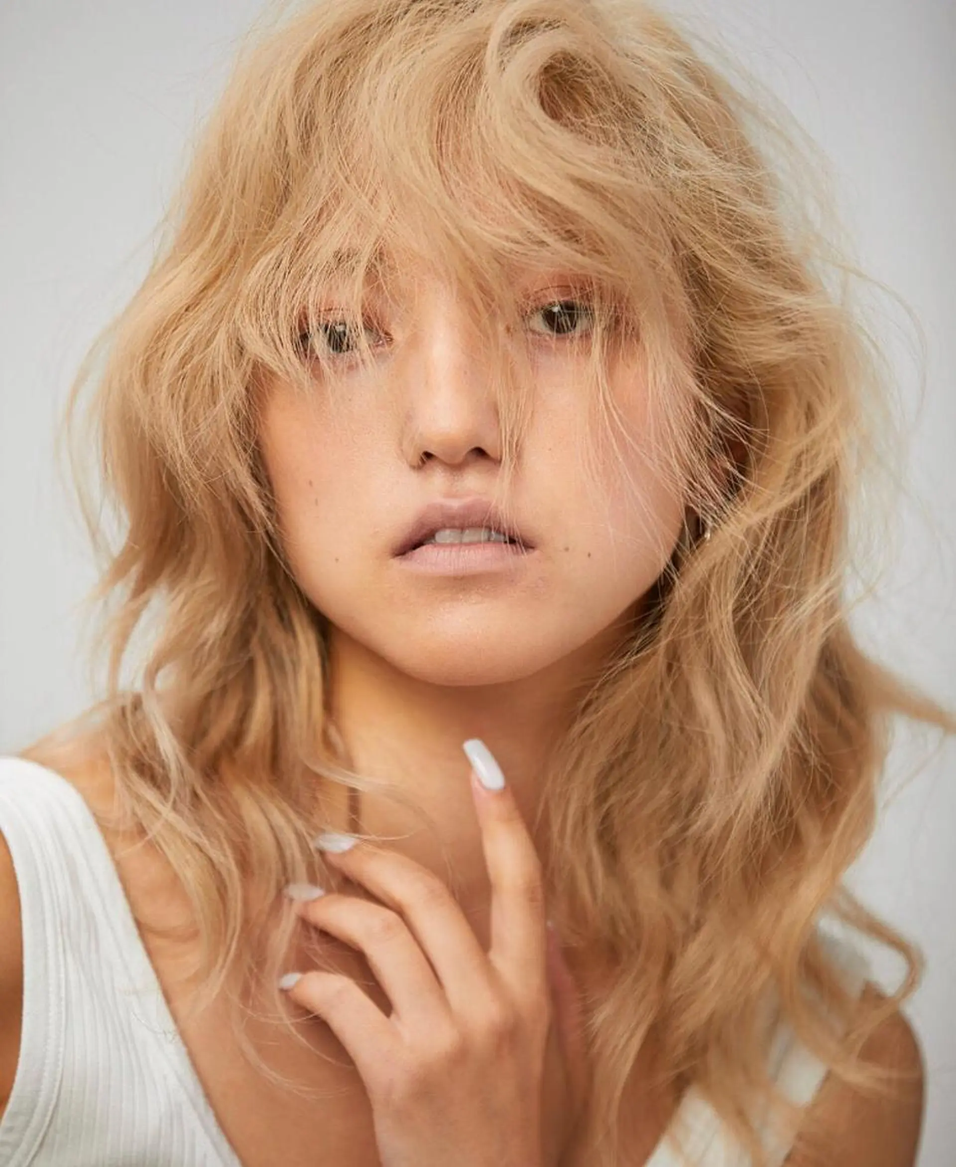 セミロング カラー konno shoのヘアスタイル