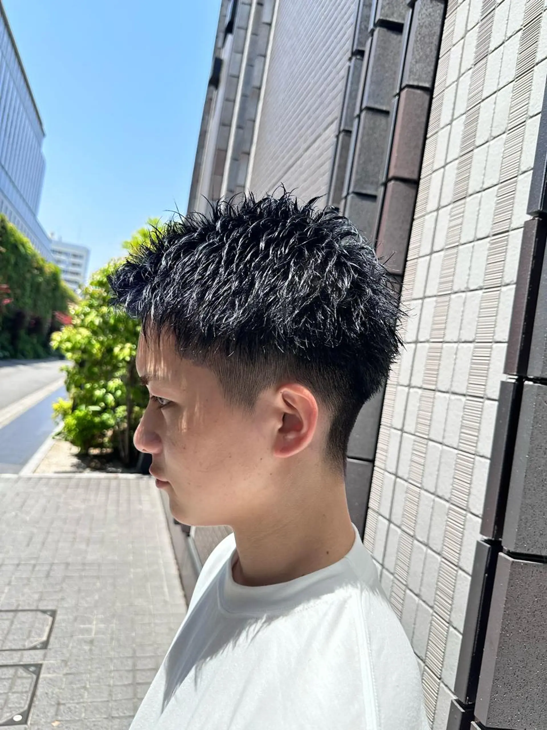 ショート カラー メンズ 黒髪 ブルーカラー ブルーブラック KING of hair byNOISM所属・京都メンズ特化✨ No. 1/ユウキのヘアスタイル