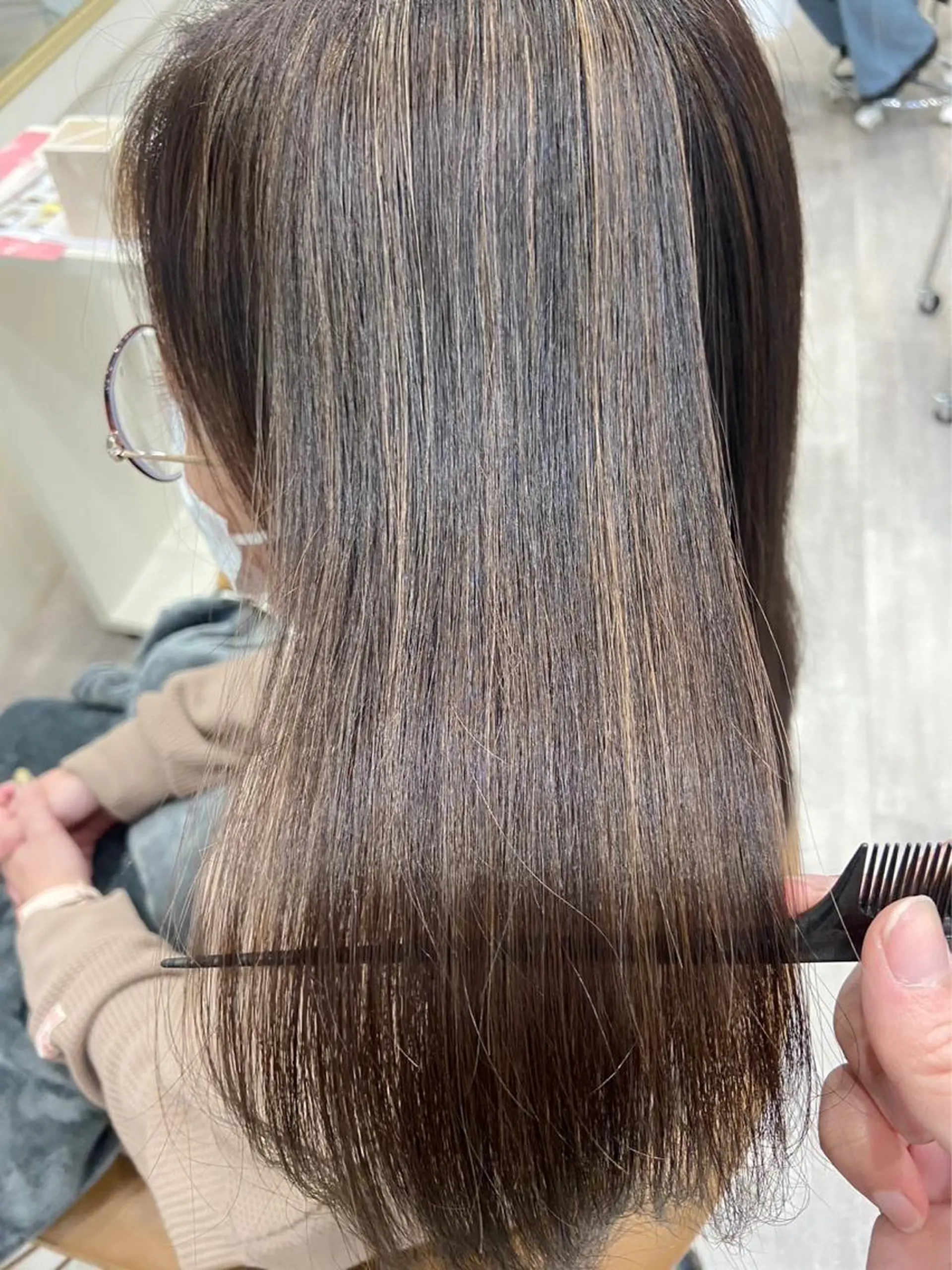 ミディアム カラー ハイライトカラー ハイライト mugelca e'n所属・ワタナベ リリコのヘアスタイル