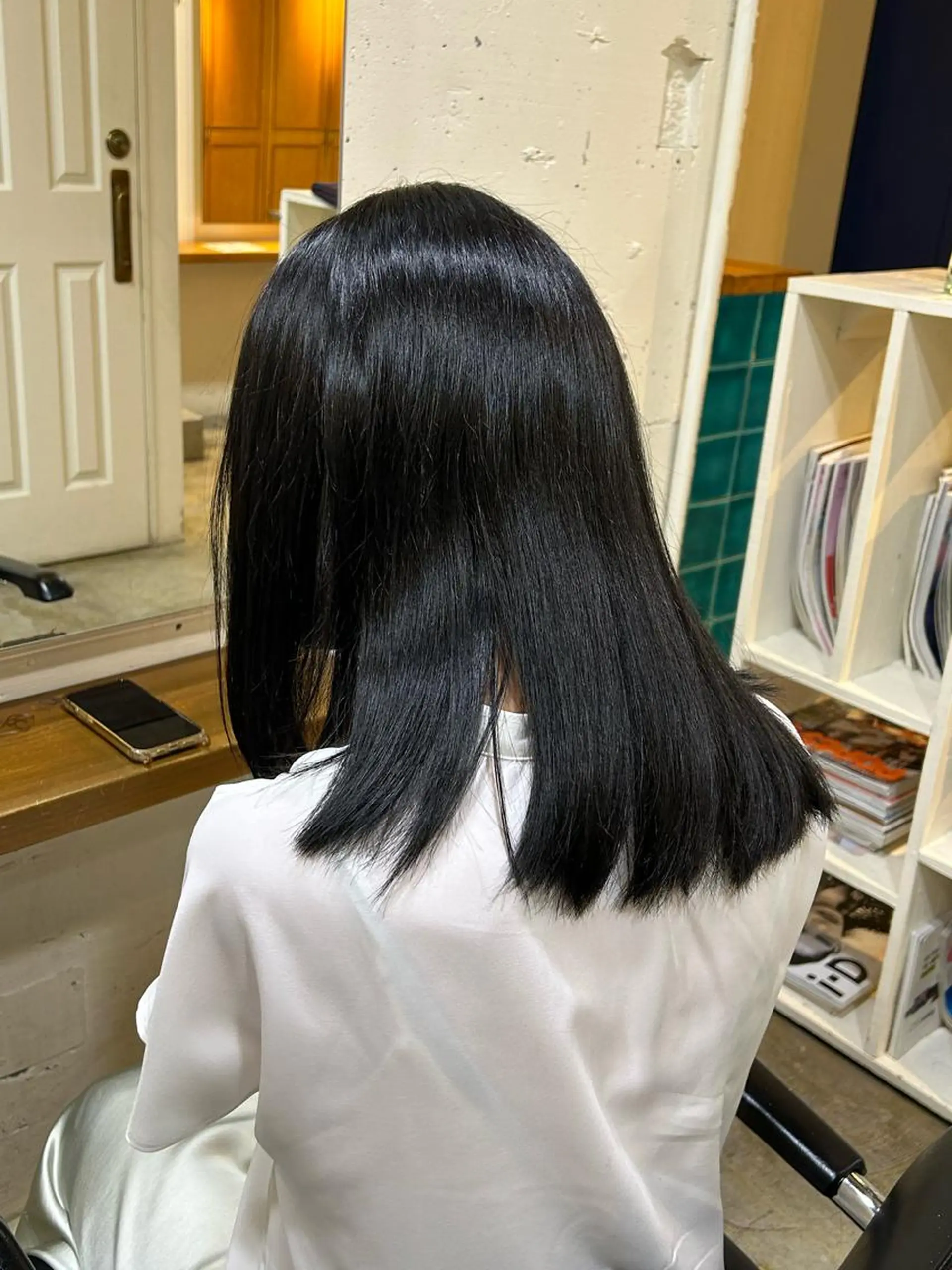 カラー 黒髪 ブルーカラー ブルーブラック ナチュラル大人っぽい スタイル　MAORIのヘアスタイル