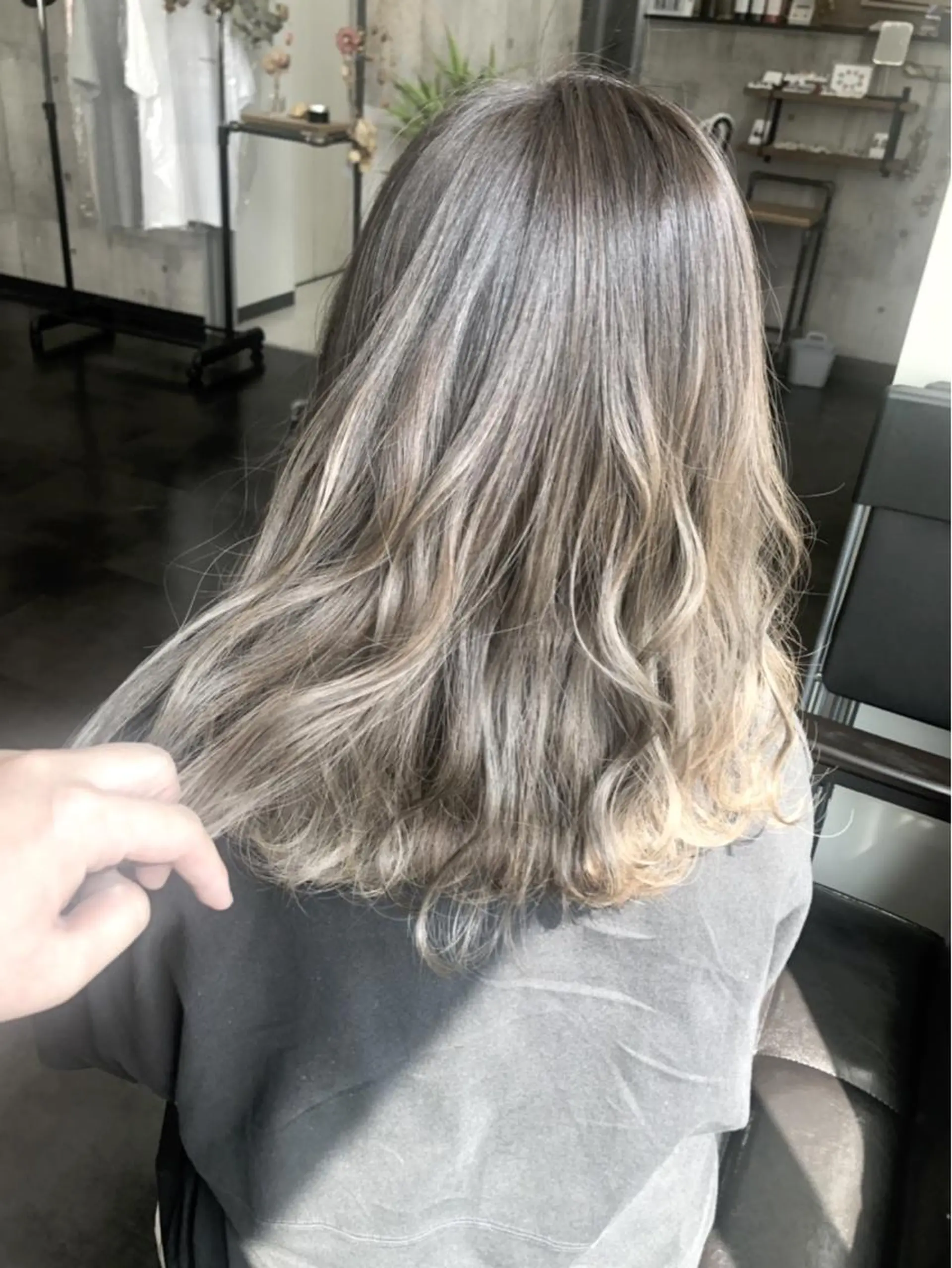 ミディアム SOY-KUFU高田馬場所属・レイヤー♡艶髪♡ 韓国風♡加藤あゆみのヘアスタイル