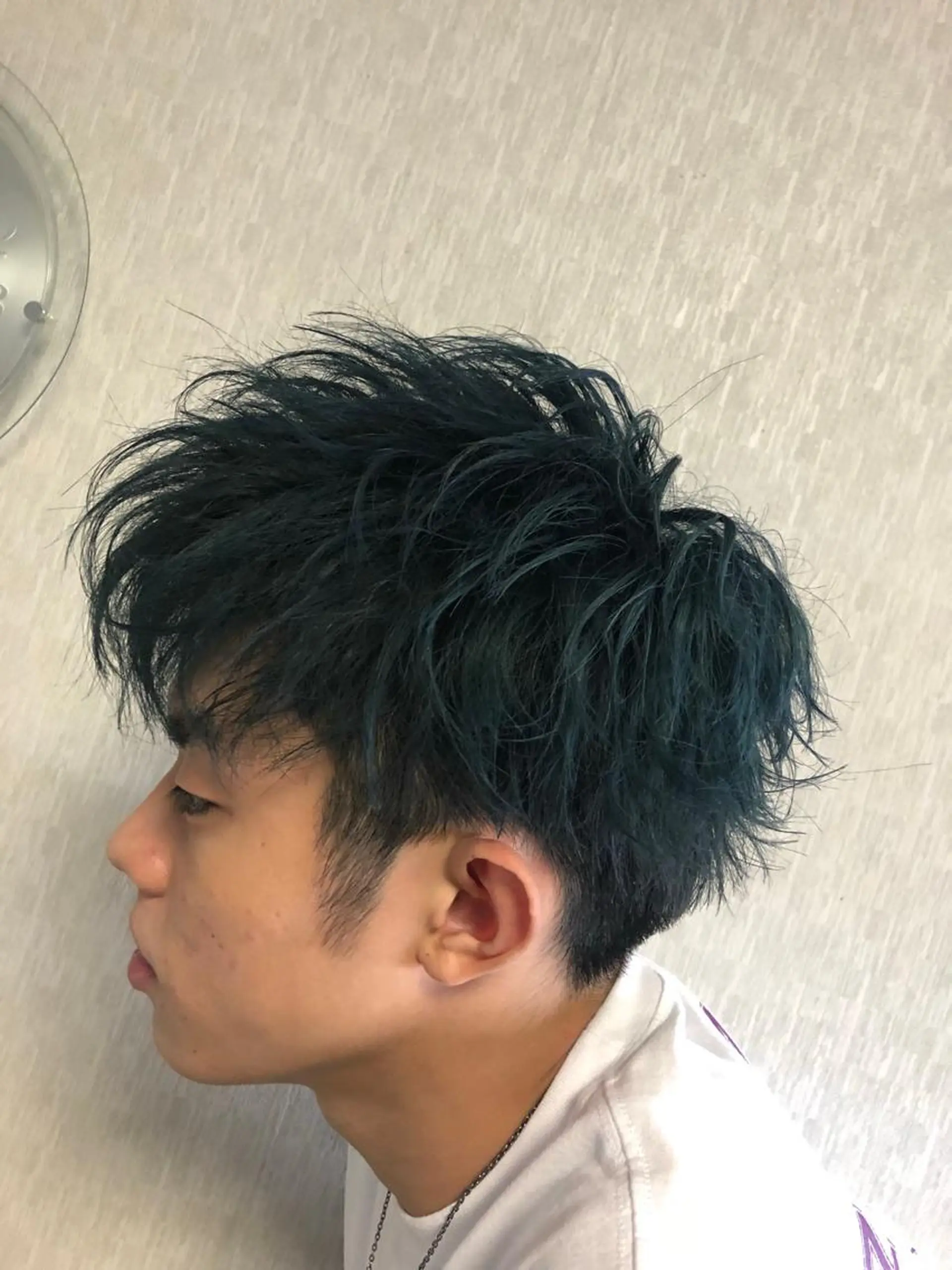 カラー ヘアアレンジ メンズ メンズブリーチ ブリーチ カット ヘアカラー トリートメント ヘアセット 飛田 楓信のヘアスタイル
