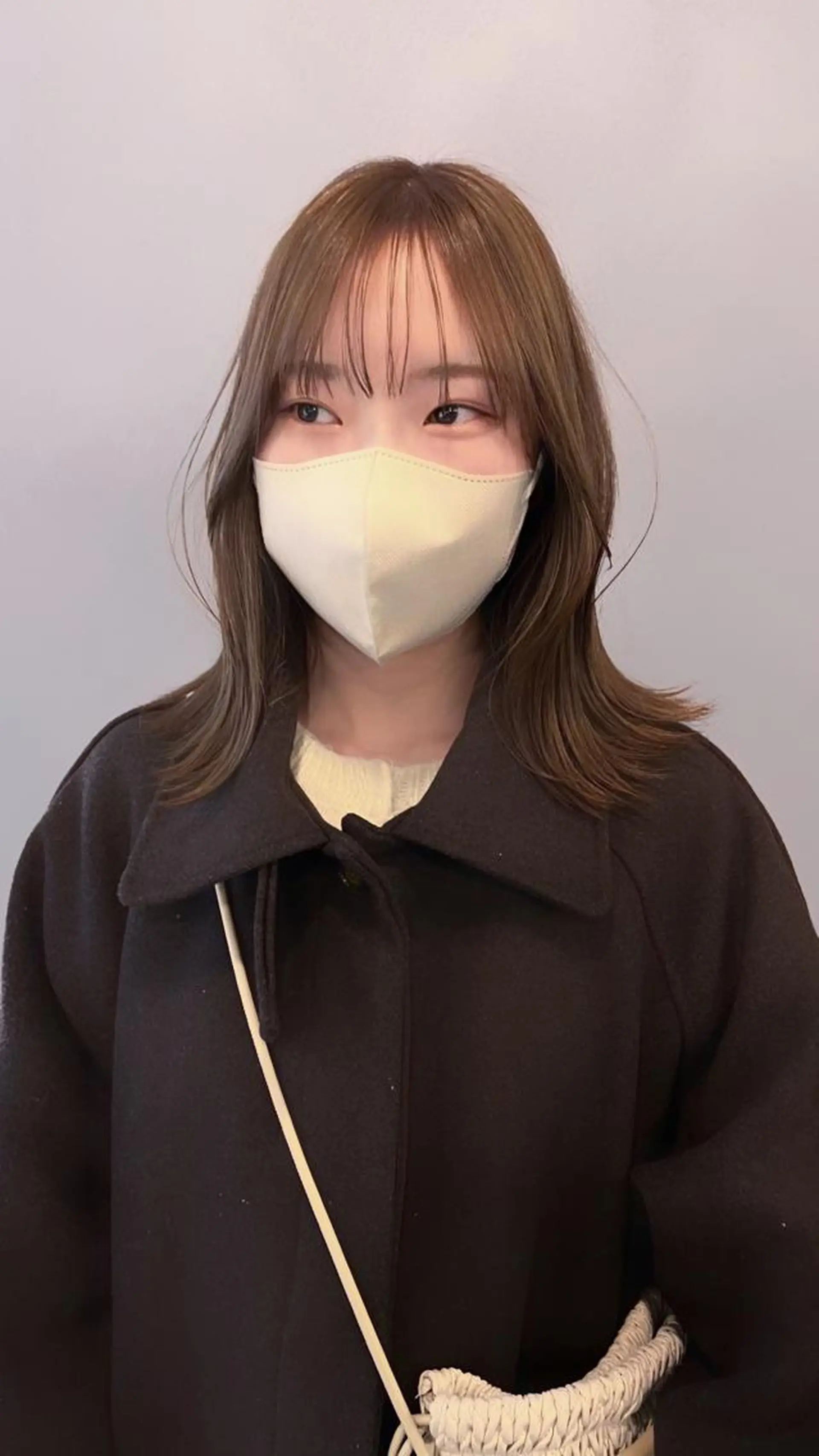ミディアム KOCHAB 中村穂風のヘアスタイル