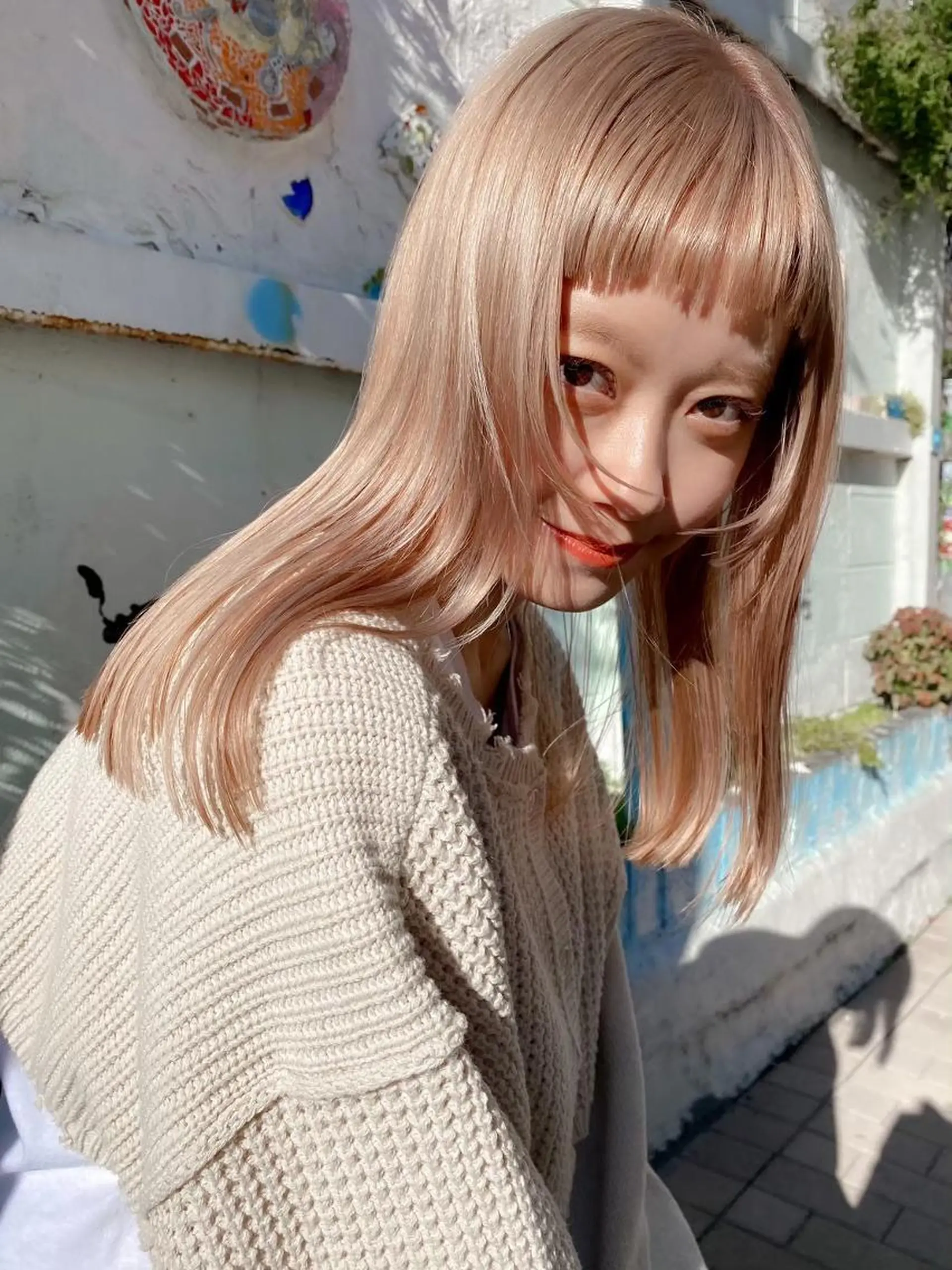 ミディアム カラー ヘアアレンジ ミディアムパーマ アクアカラー ダブルカラー グラデーションカラー ハイライトカラー 💝髪質改善💝_ chlom🌸春🌸のヘアスタイル