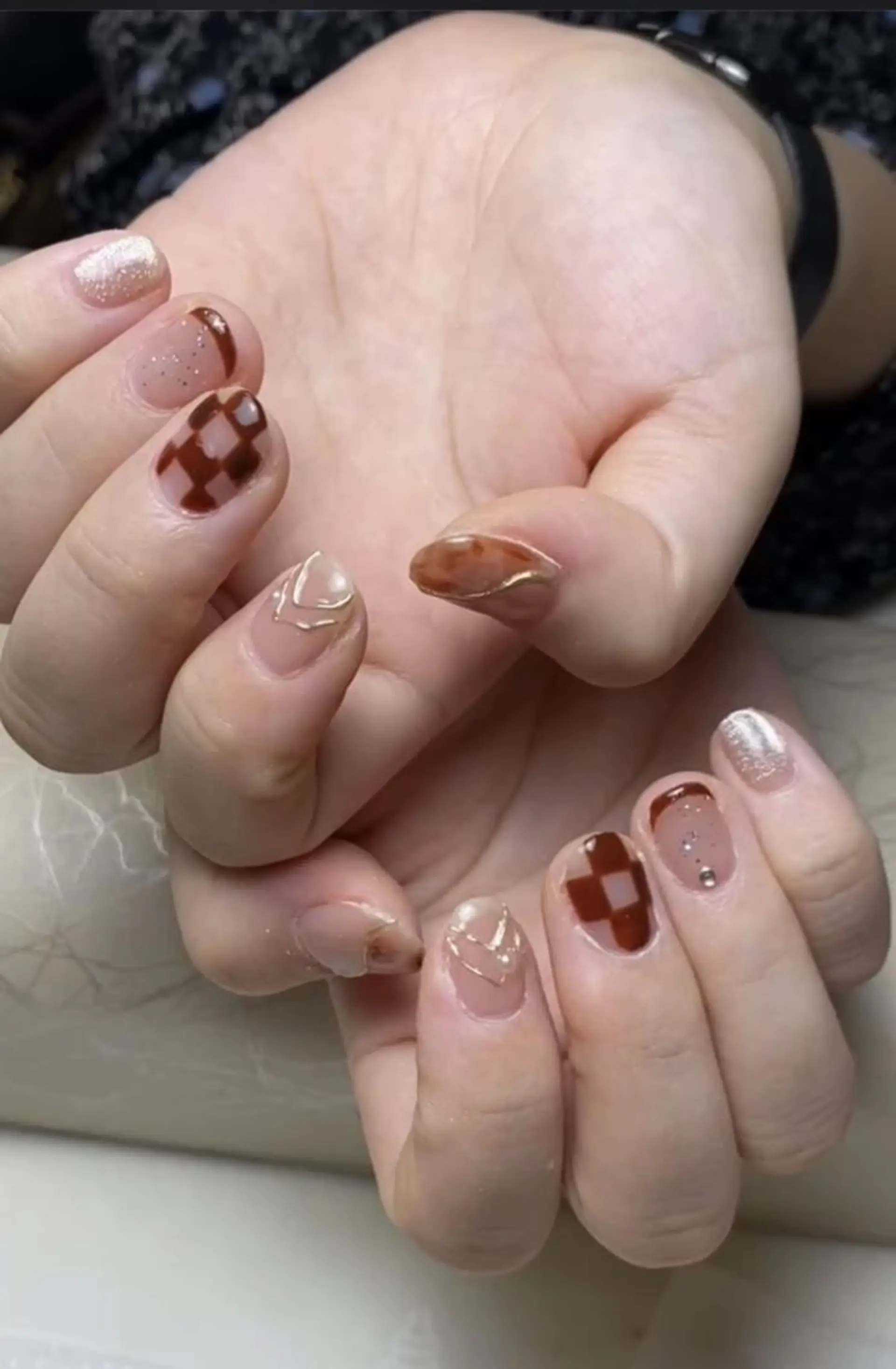 ネイル へぜリヒ ·もものネイルデザイン