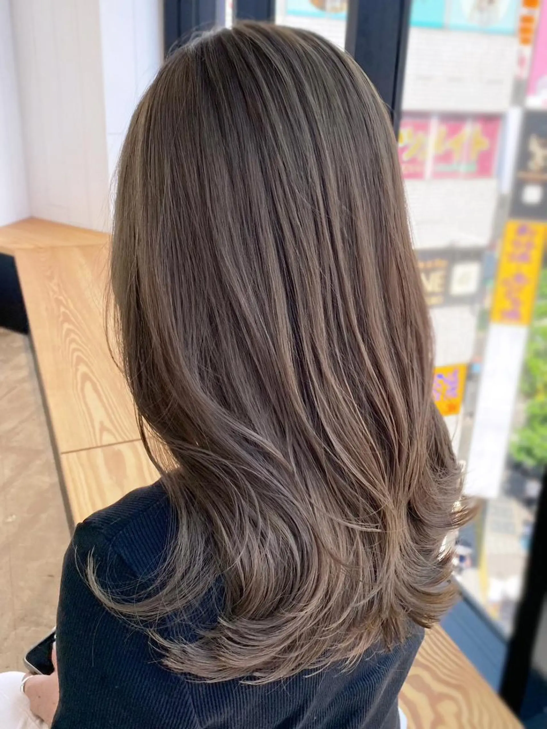 セミロング カラー ベージュカラー オリーブベージュ カット ヘアカラー トリートメント ITbyALBUM 藤沢店のヘアスタイル