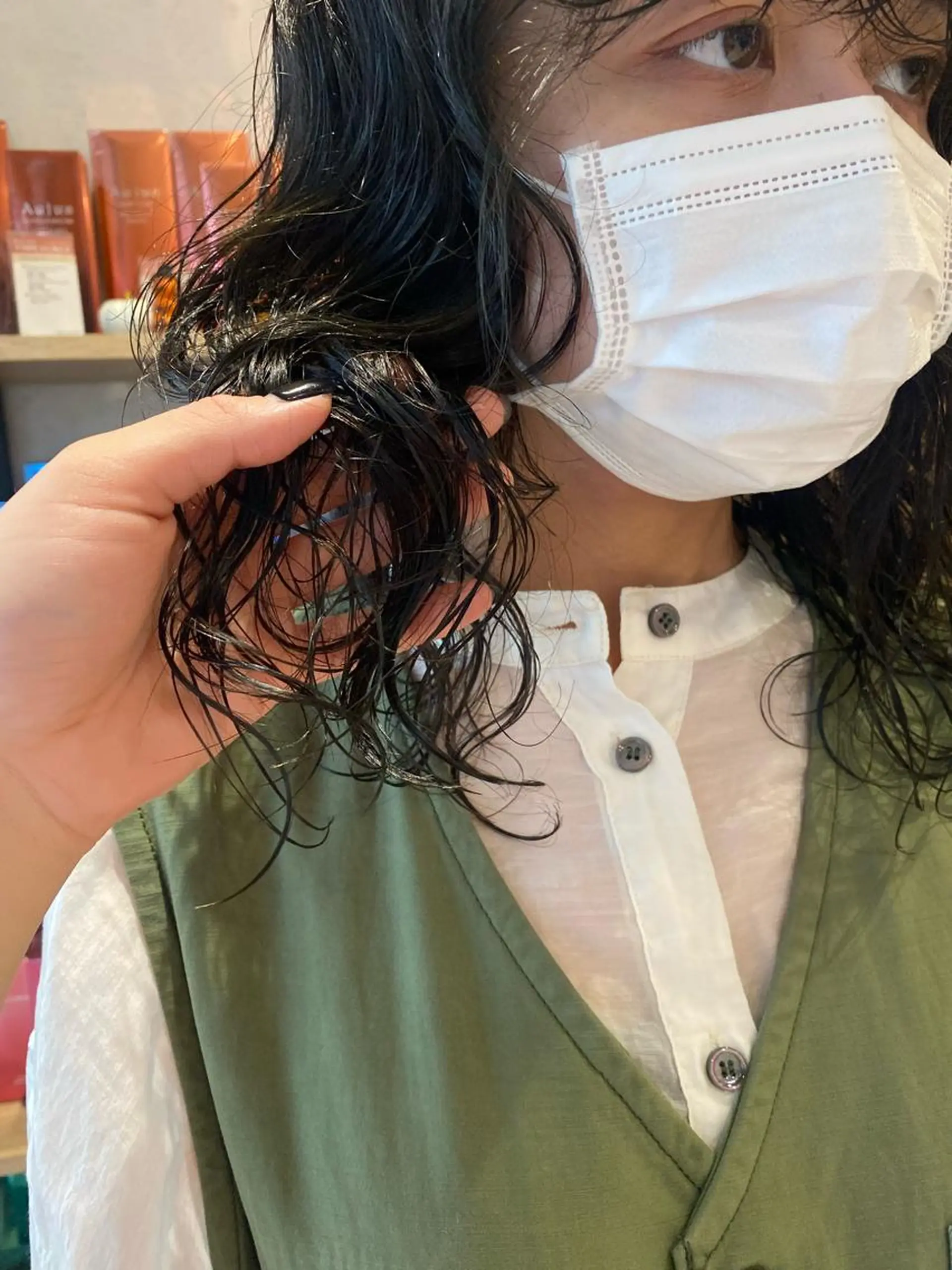 セミロング カラー パーマ セミロングパーマ オリーブカラー ヘアカラー パーマ パーマ指名No1 /namiのヘアスタイル