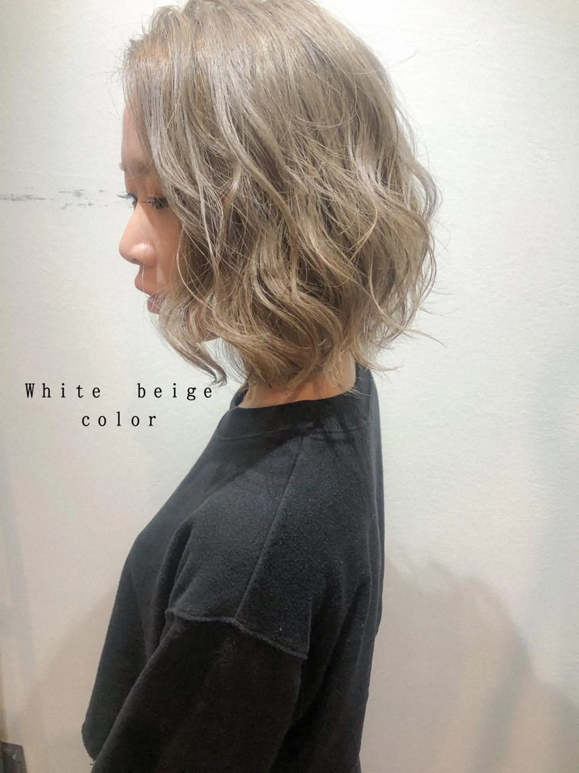 ショート カラー ブリーチ ハイトーンカラー ヘアカラー カラーパティシエ facce🌼ikoのヘアスタイル