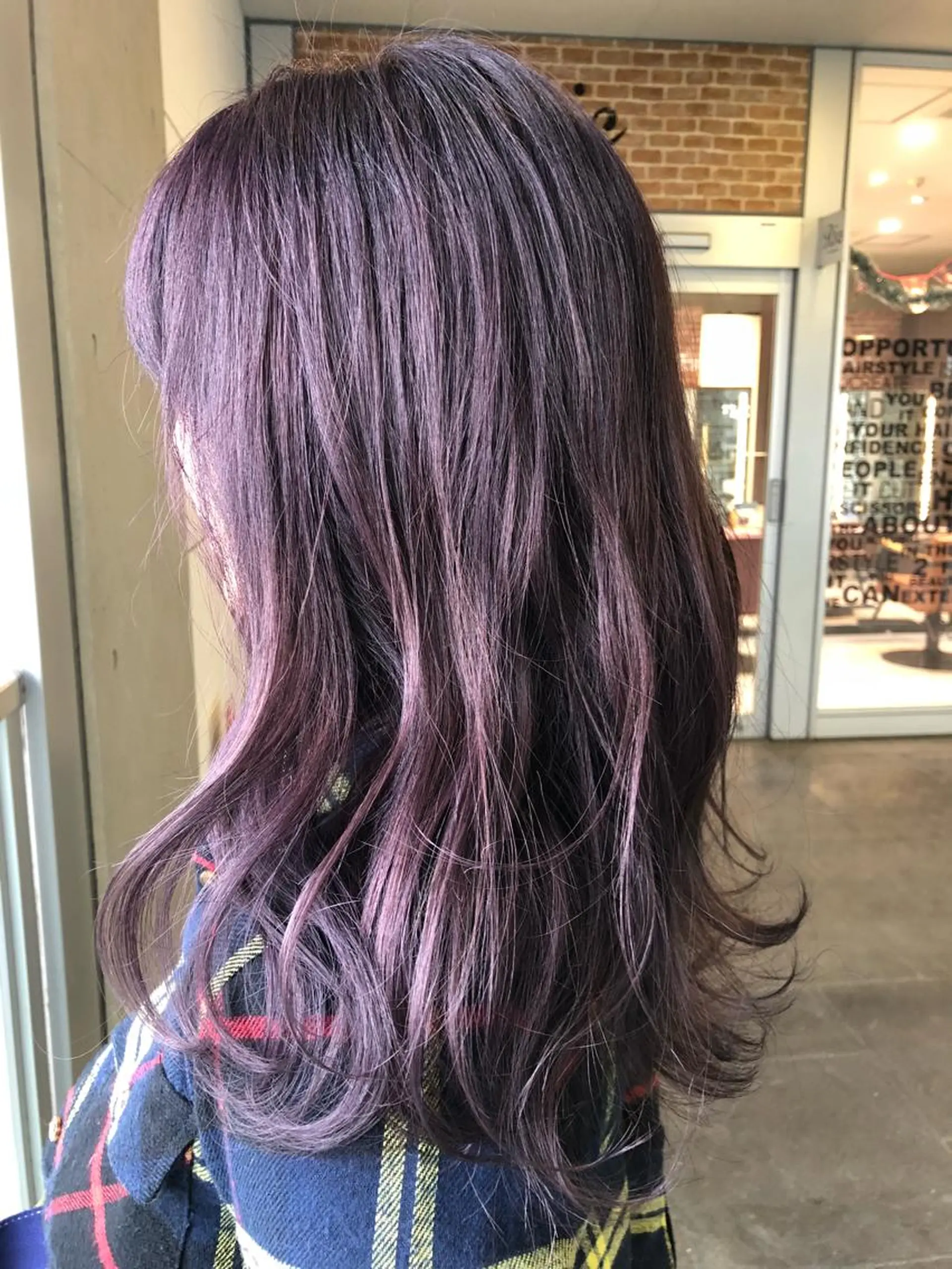 セミロング カラー ブリーチ ラベンダーカラー 松本 明日可のヘアスタイル