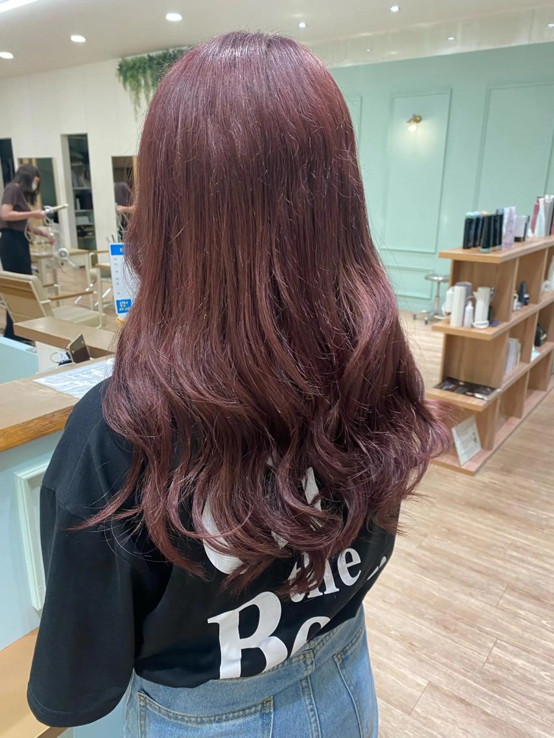 ロング ピンクブラウン ヘアカラー トリートメント 金山 友香🕊のヘアスタイル