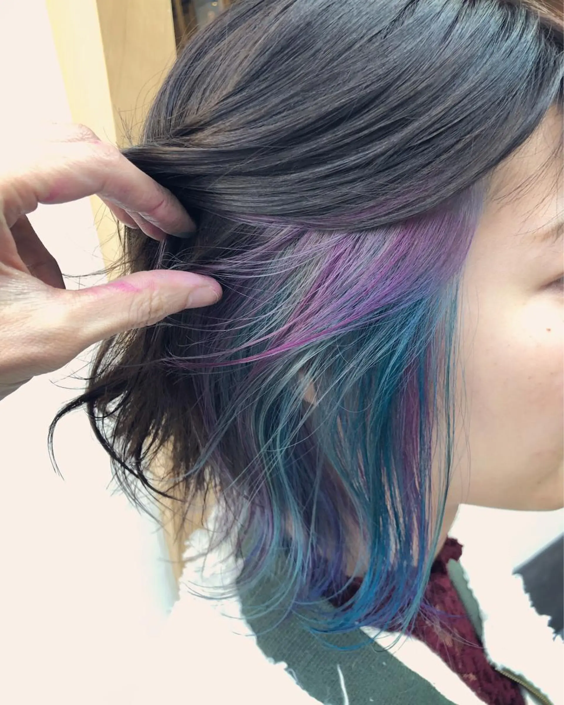 ショート カラー アッシュ バレイヤージュ ミストバング ベージュカラー ブリーチ カット ヘアカラー トリートメント 原宿サロン代表 デザインカラー伊藤卓のヘアスタイル