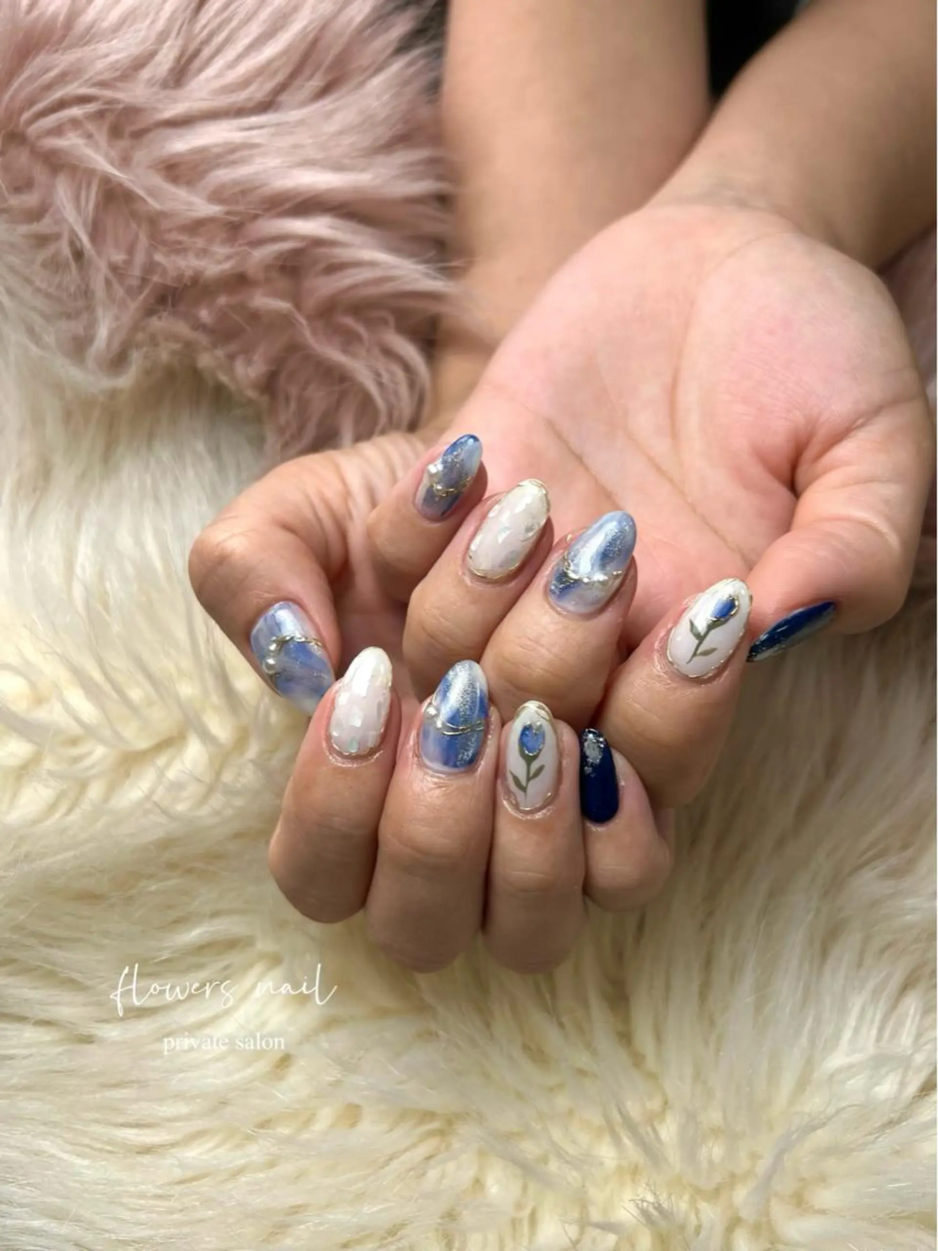 ネイル ジェルネイル ミラーネイル 持ち込み ニュアンスネイル パラジェル ハンドネイル flowers nailのネイルデザイン