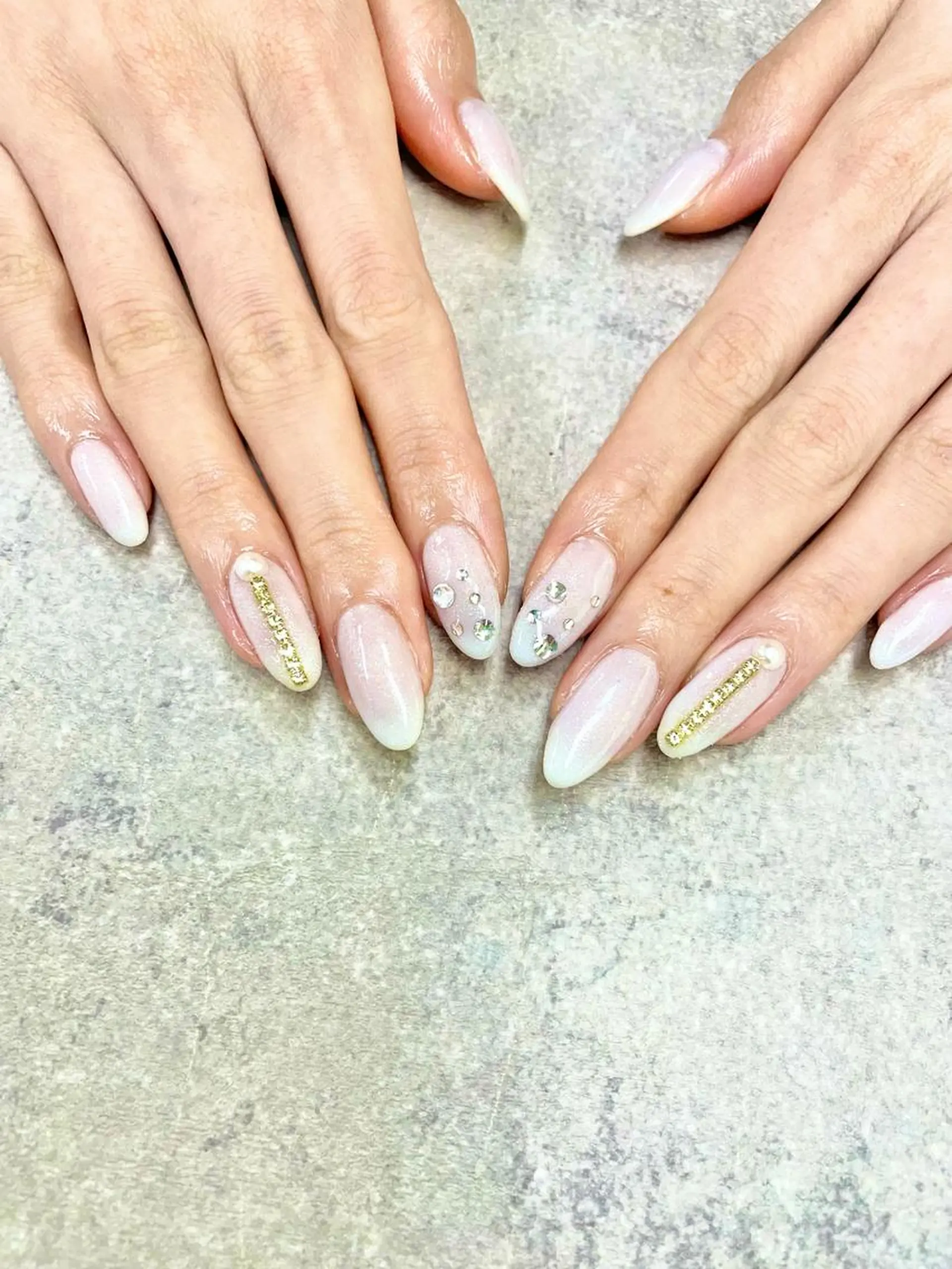 ネイル アートネイル ジェルネイル オフィスネイル 夏ネイル ワンホンネイル ハンドネイル ハンドケア FASTNAIL PLUS 新宿店のネイルデザイン