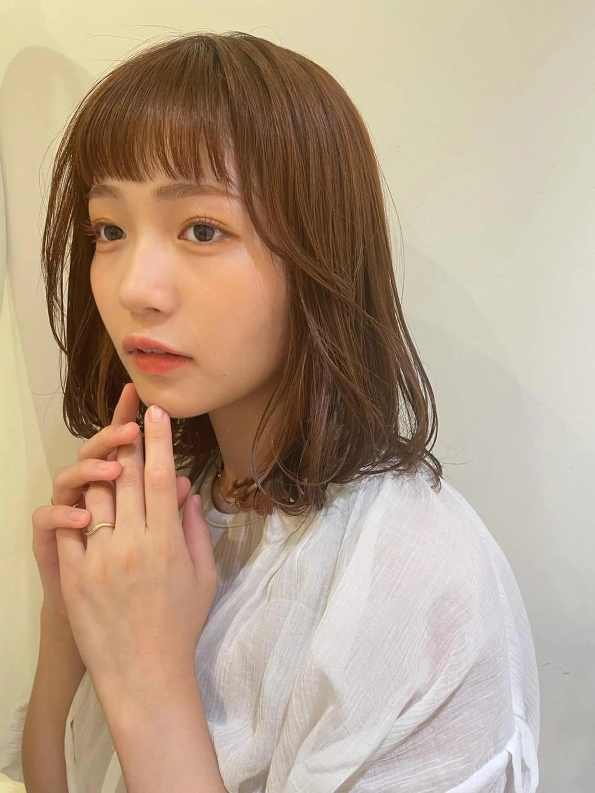 ミディアム カラー ミディアムレイヤー オレンジ レイヤーカット 似合わせカット オン眉 カット ヘアカラー トリートメント 清水　ちひろ ✄トップスタイリストのヘアスタイル