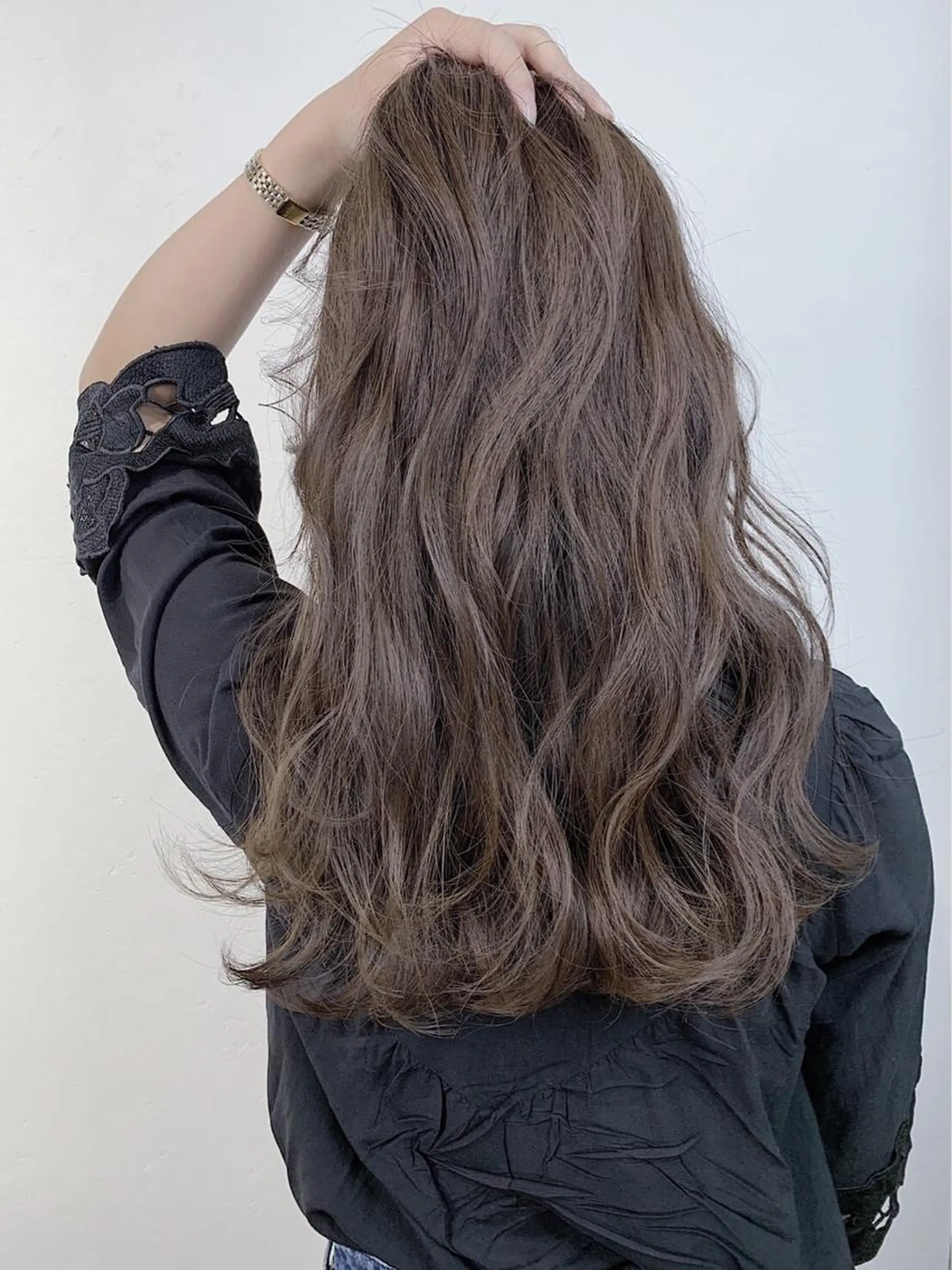 セミロング カラー ベージュカラー 透明感カラー ミルキーベージュ _WHITE 難波本店のヘアスタイル