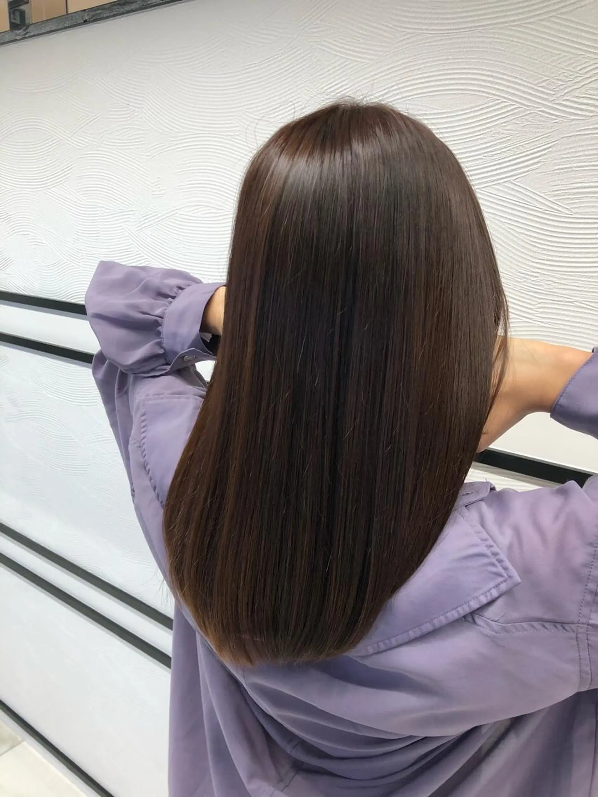 ミディアム 髪質改善 レイヤーカット 早崎太生のヘアスタイル