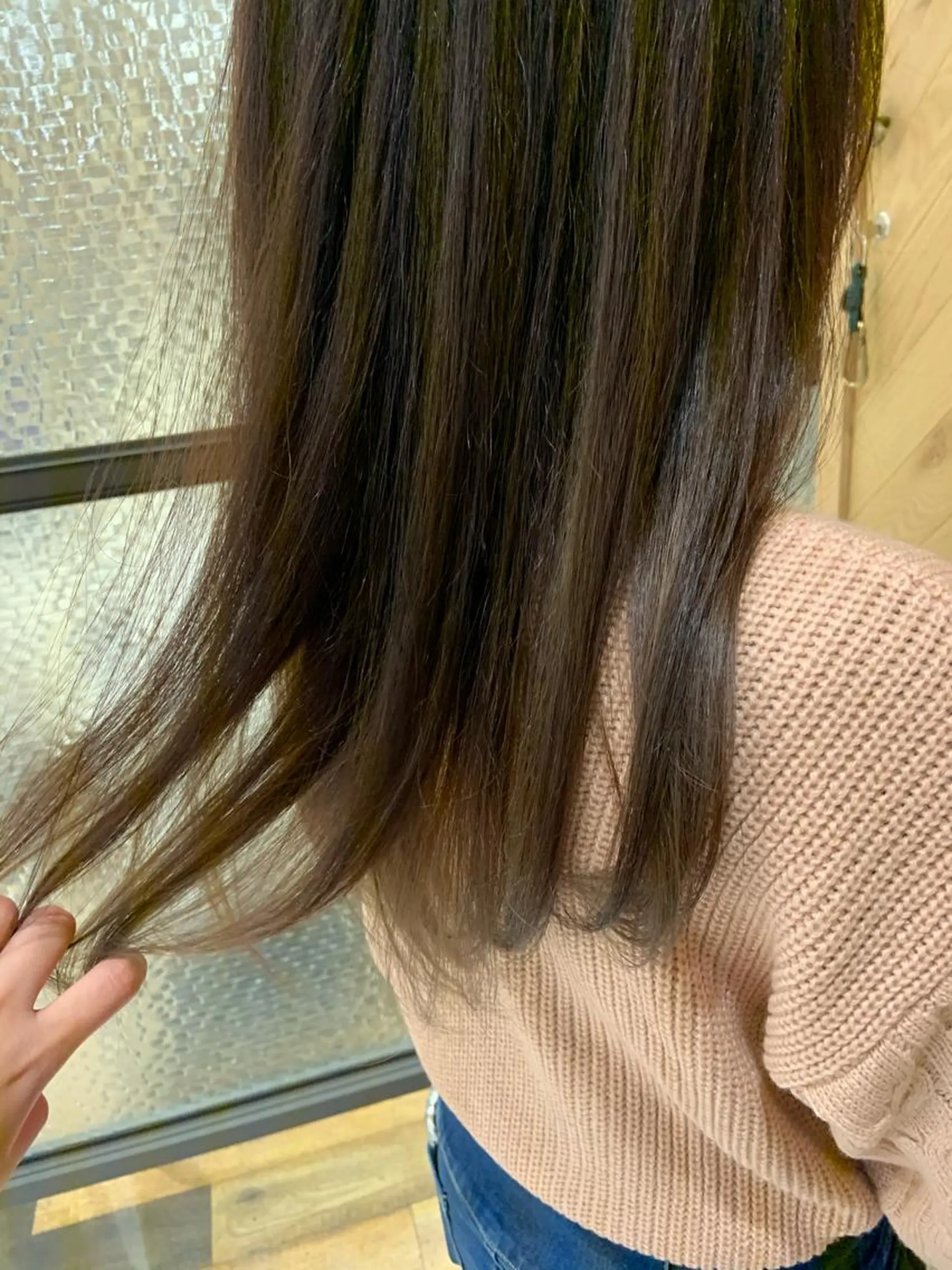 ロング カラー 山下 加織のヘアスタイル