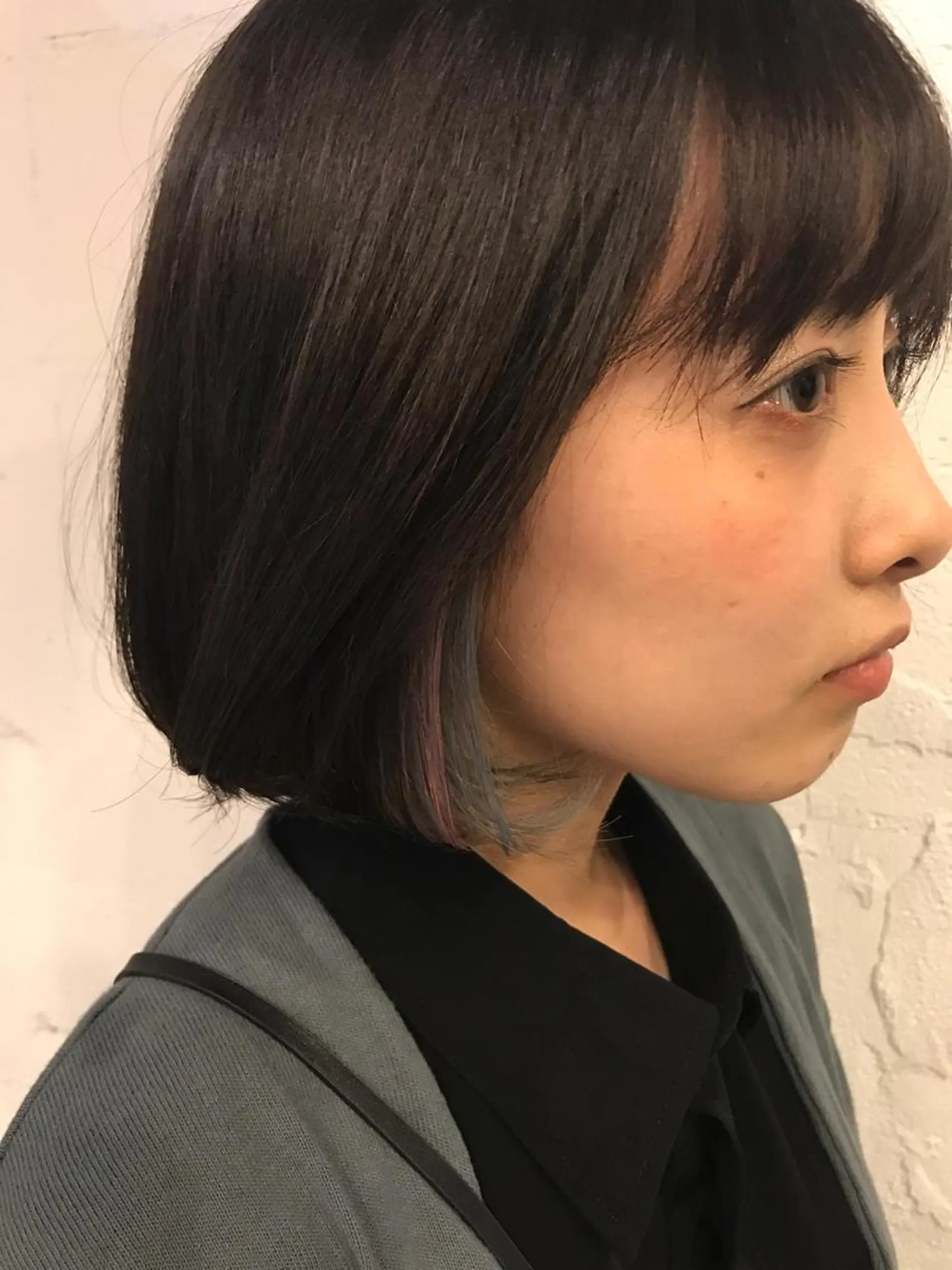 ミディアム カラー ハイライトカラー ボブ ハイライト ショートカット🍃 岡元瑞貴のヘアスタイル