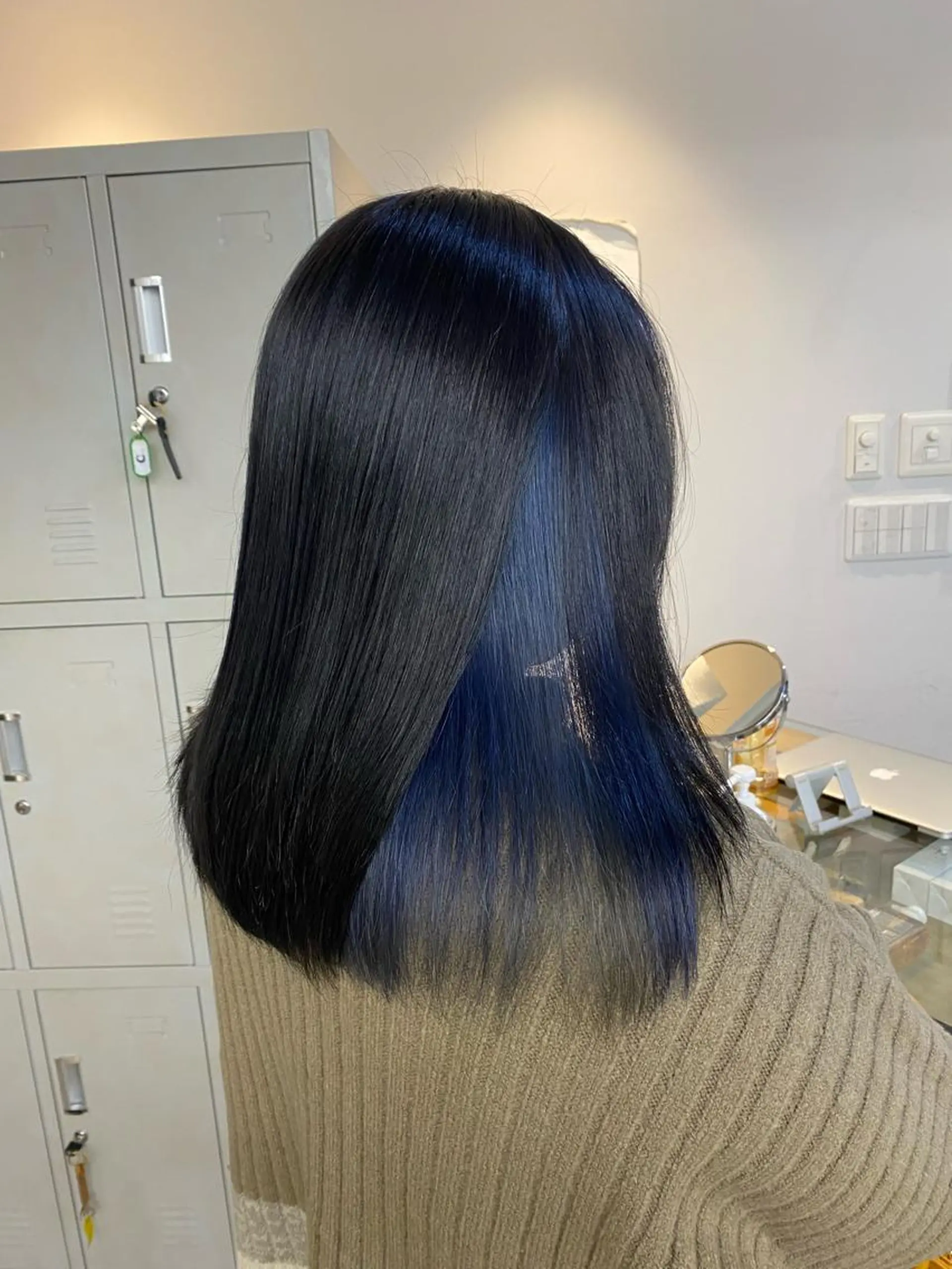 セミロング カラー パーマ ヘアアレンジ メンズ キッズ ネイル マツエク・マツパ アイブロウ 暖色系/透明感 治野心のヘアスタイル