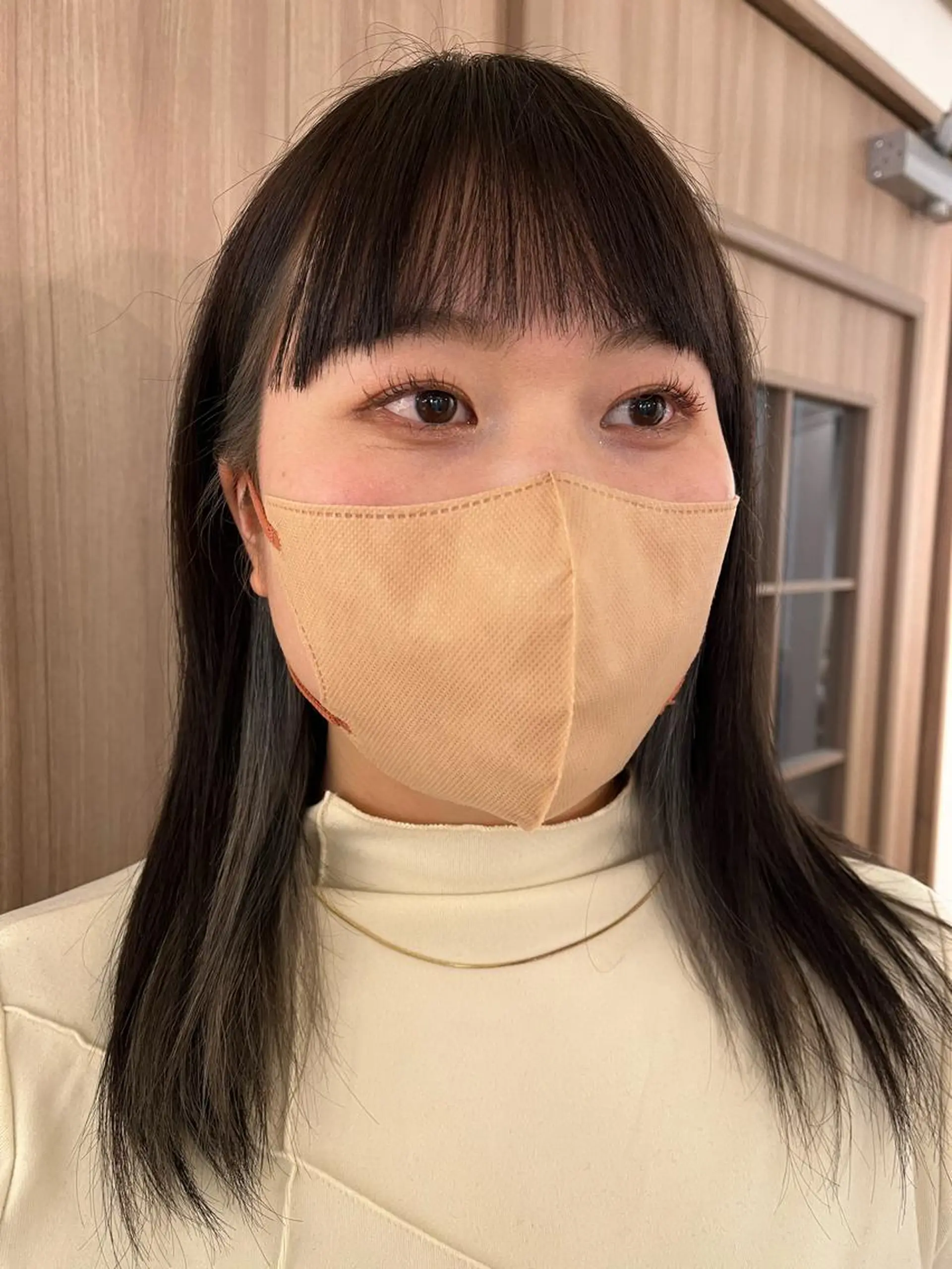 カラー ヘアカラー ショート/ボブ/透明 感カラー/高橋あみのヘアスタイル