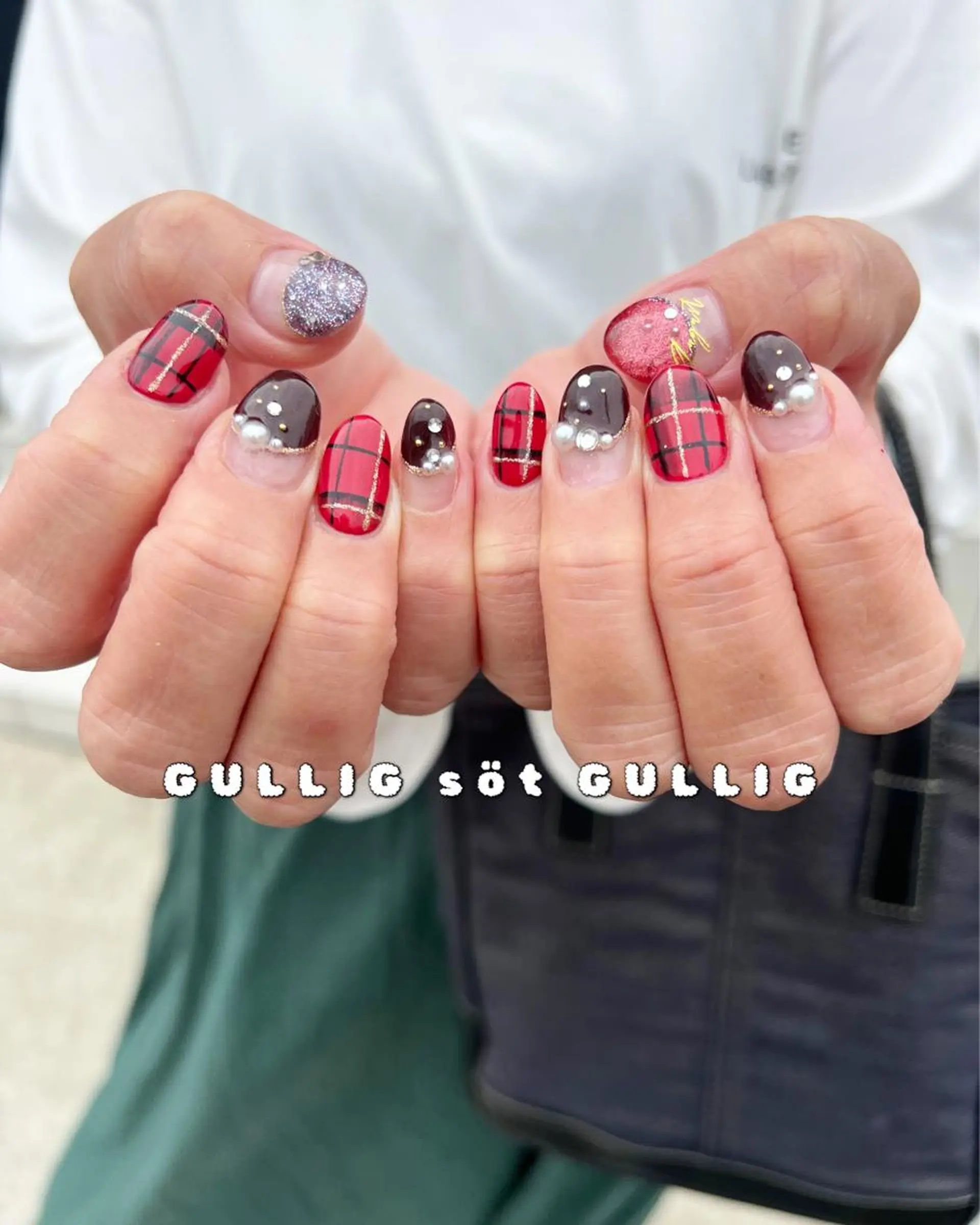 ネイル GULLIG söt GULLIGのネイルデザイン