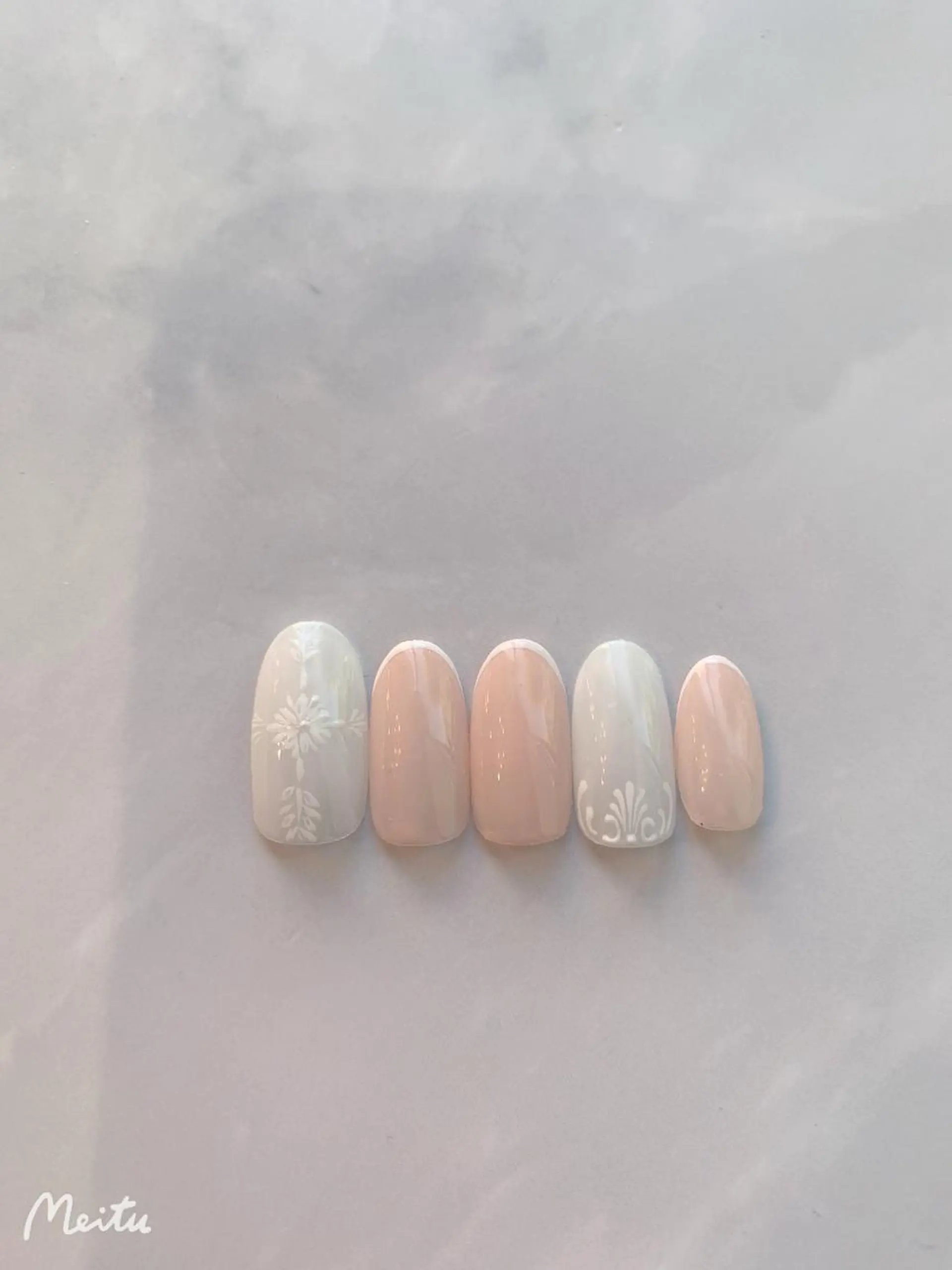 ネイル nail atelier  new moon所属・森 貴子のネイルデザイン