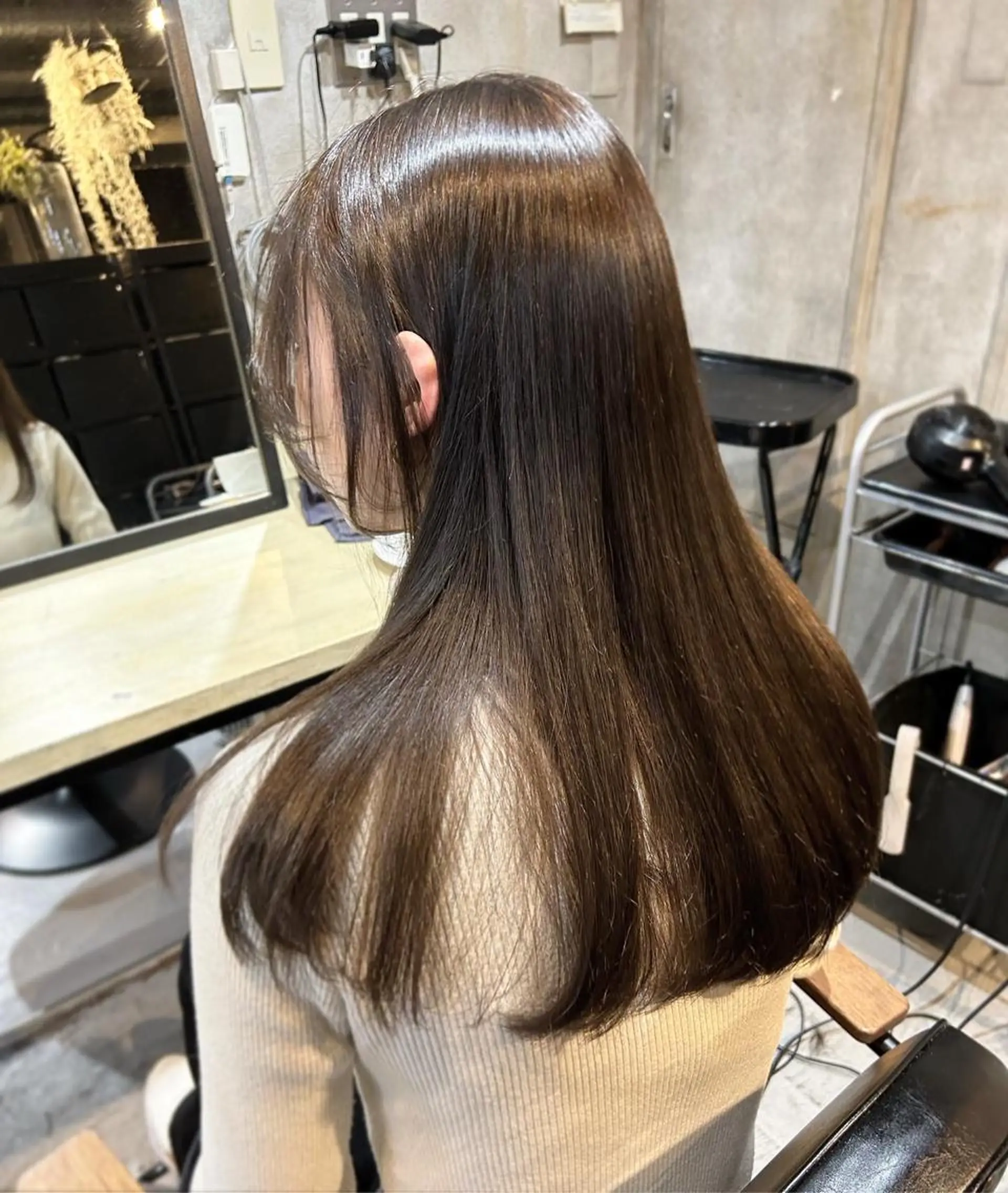 ロング 縮毛矯正 カット ヘアカラー トリートメント 大橋 美咲のヘアスタイル