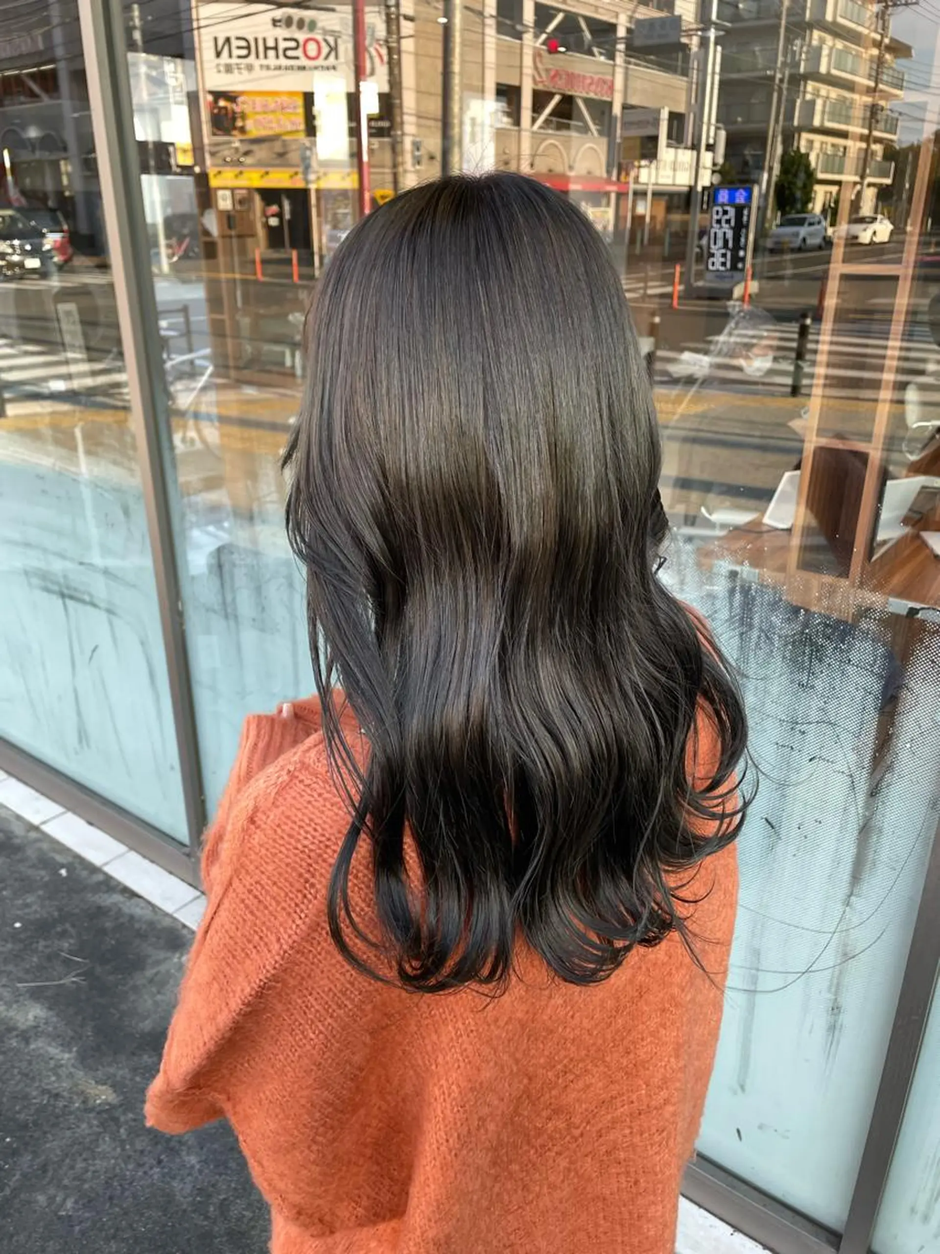 セミロング カラー グレージュ オリーブグレージュ オリーブグレー ヘアカラー トリートメント share salon JAM 町田 center bldg【ジャム】所属・🤍🪄束間マツパ ゆうか💜のマツエク・マツパデザイン