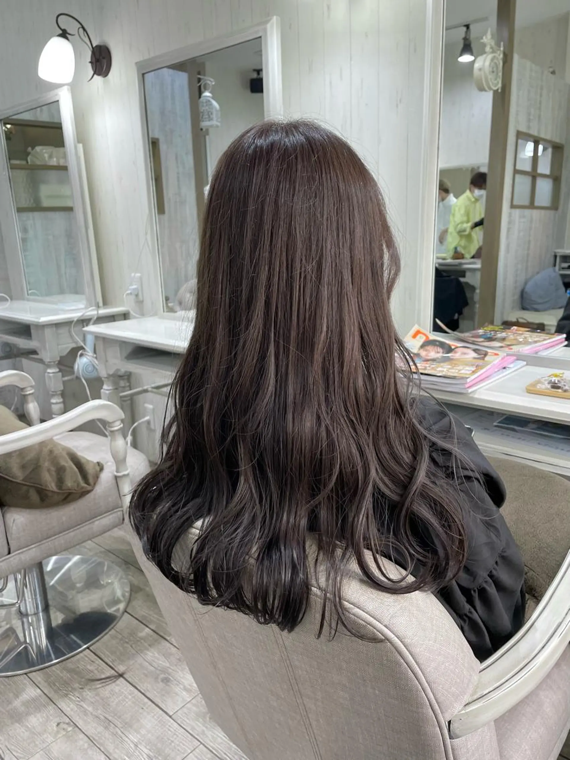 ロング カット ヘアカラー トリートメント 🌿ネモト メイナ🌿‬のヘアスタイル