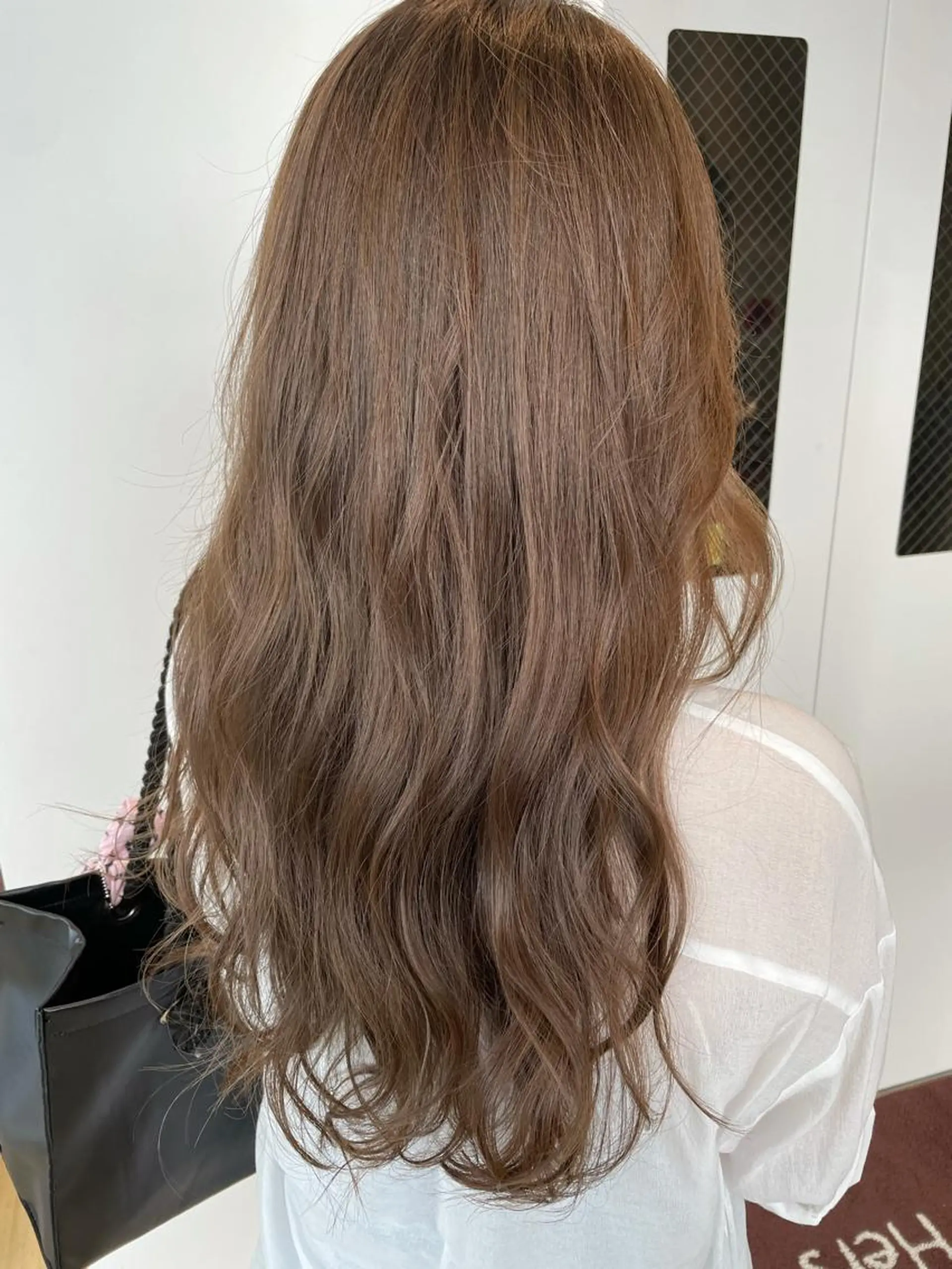 ロング カラー カット ヘアカラー トリートメント 美髪形成！色素改善！ 秋田　和輝のヘアスタイル