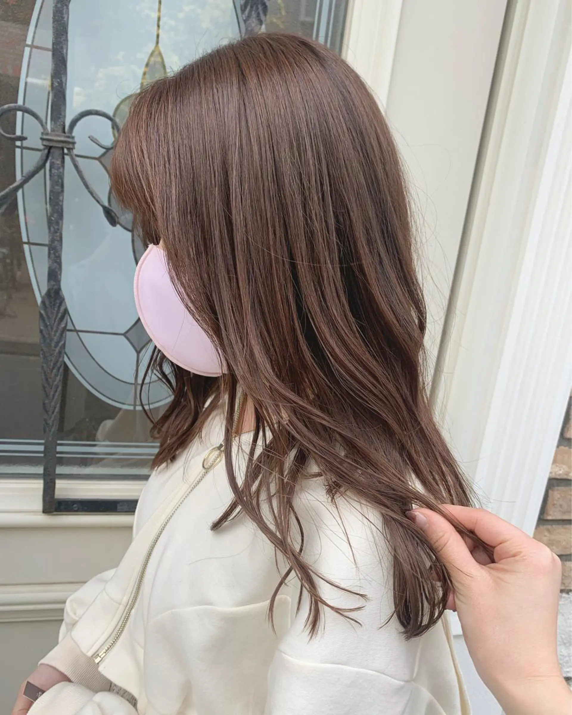 セミロング カラー ベージュカラー ブリーチ モカベージュ ブリーチなしカラー 似合わせカラー🫶 小川千波のヘアスタイル