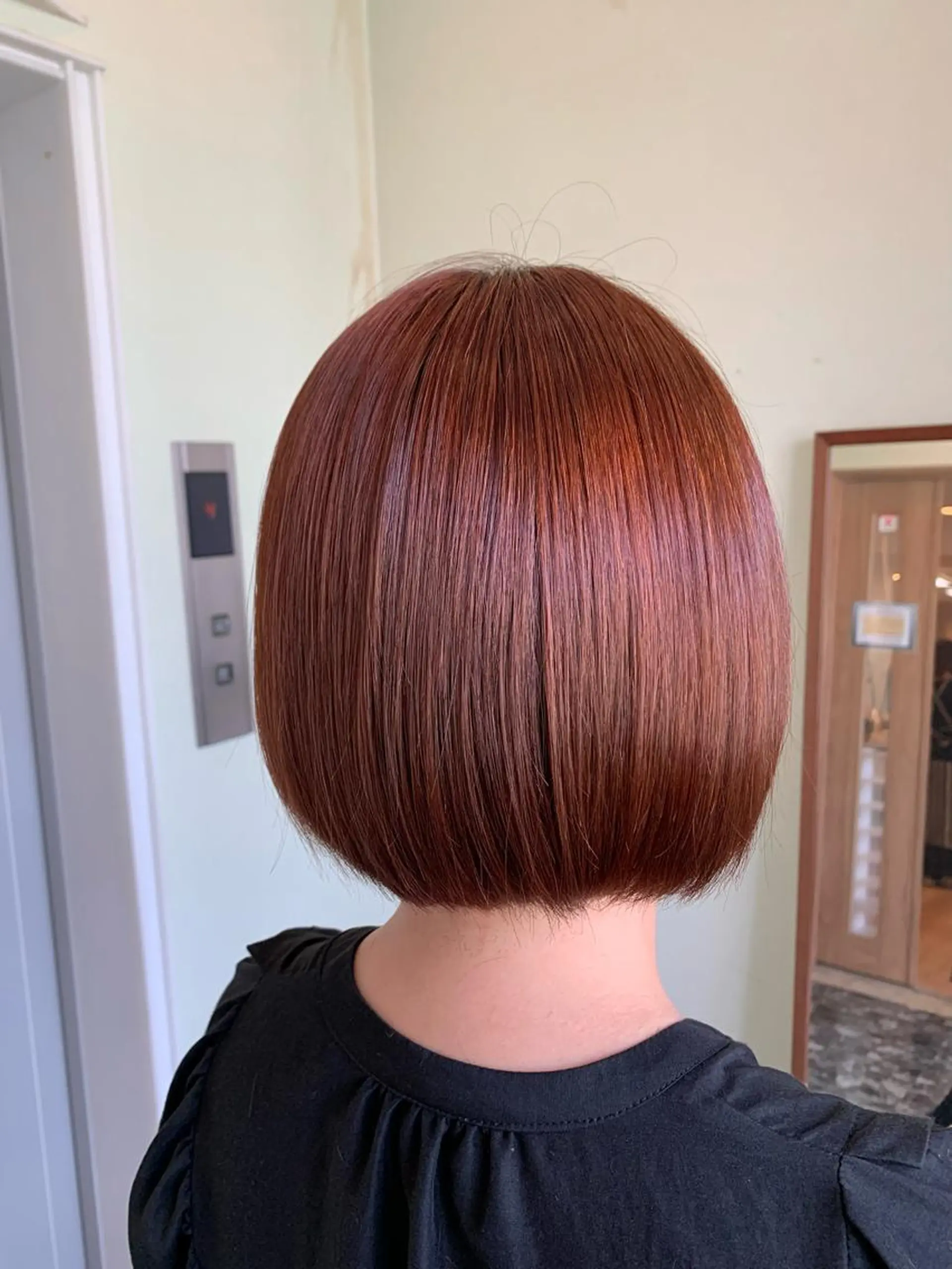 ショート カラー オレンジ yuri🌼 N°＋uta*天王寺のヘアスタイル