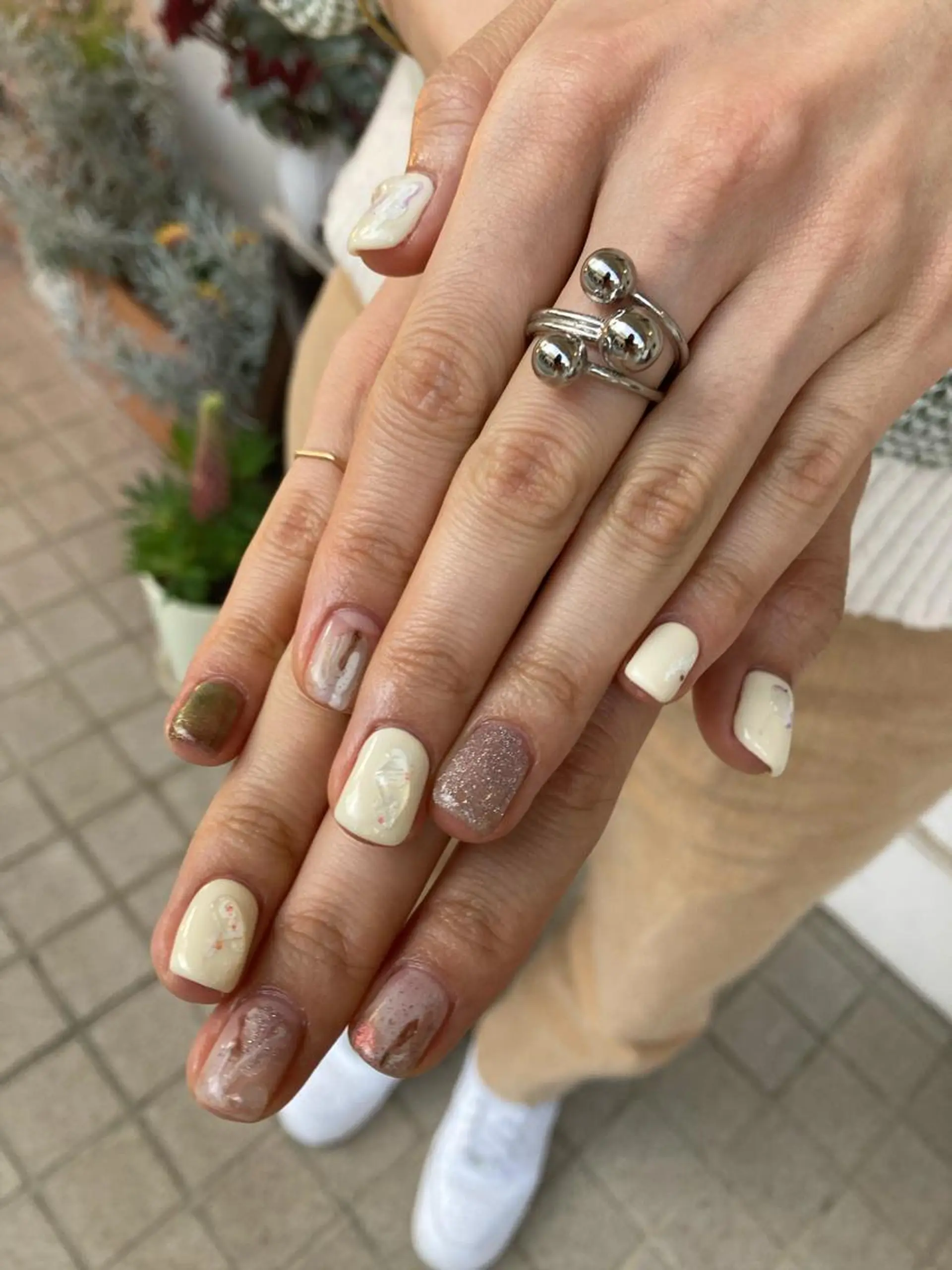 ネイル nailsalon　hue所属・小山 羽奈のネイルデザイン