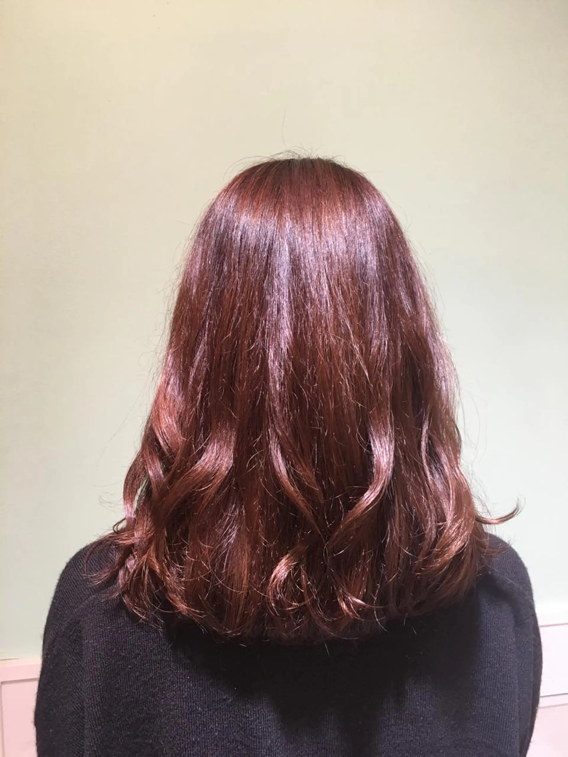 ミディアム 田中 未澪のヘアスタイル