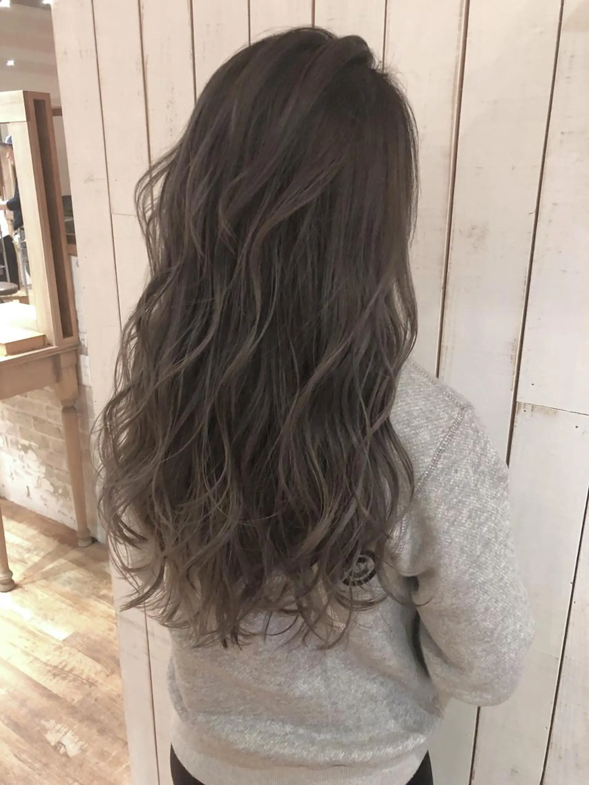 ロング カラー ハイライトカラー ハイライト Noe心斎橋所属・Noe心斎橋 堀田 朋宏のヘアスタイル