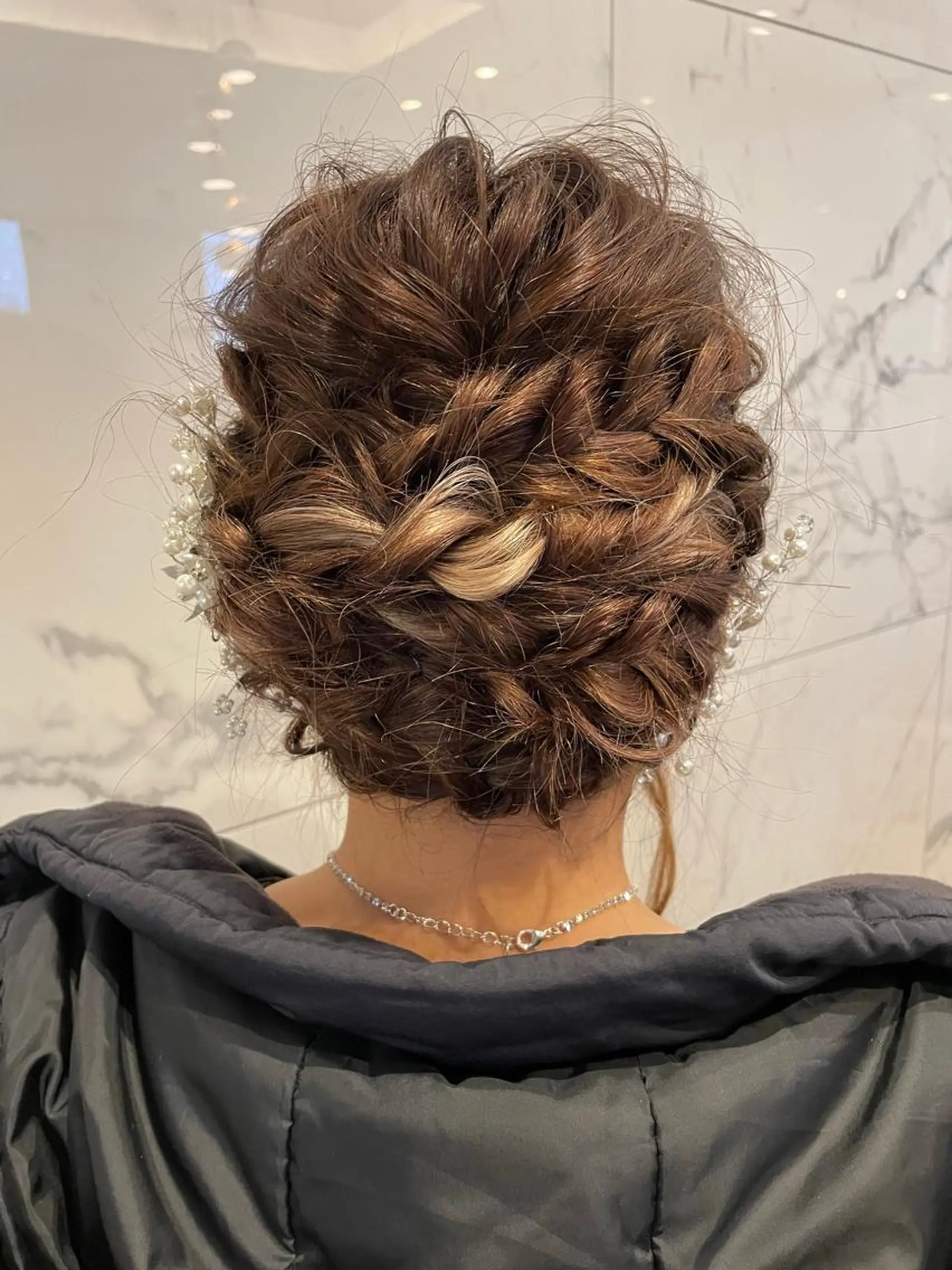 ロング ヘアアレンジ 岡村 真子のヘアスタイル