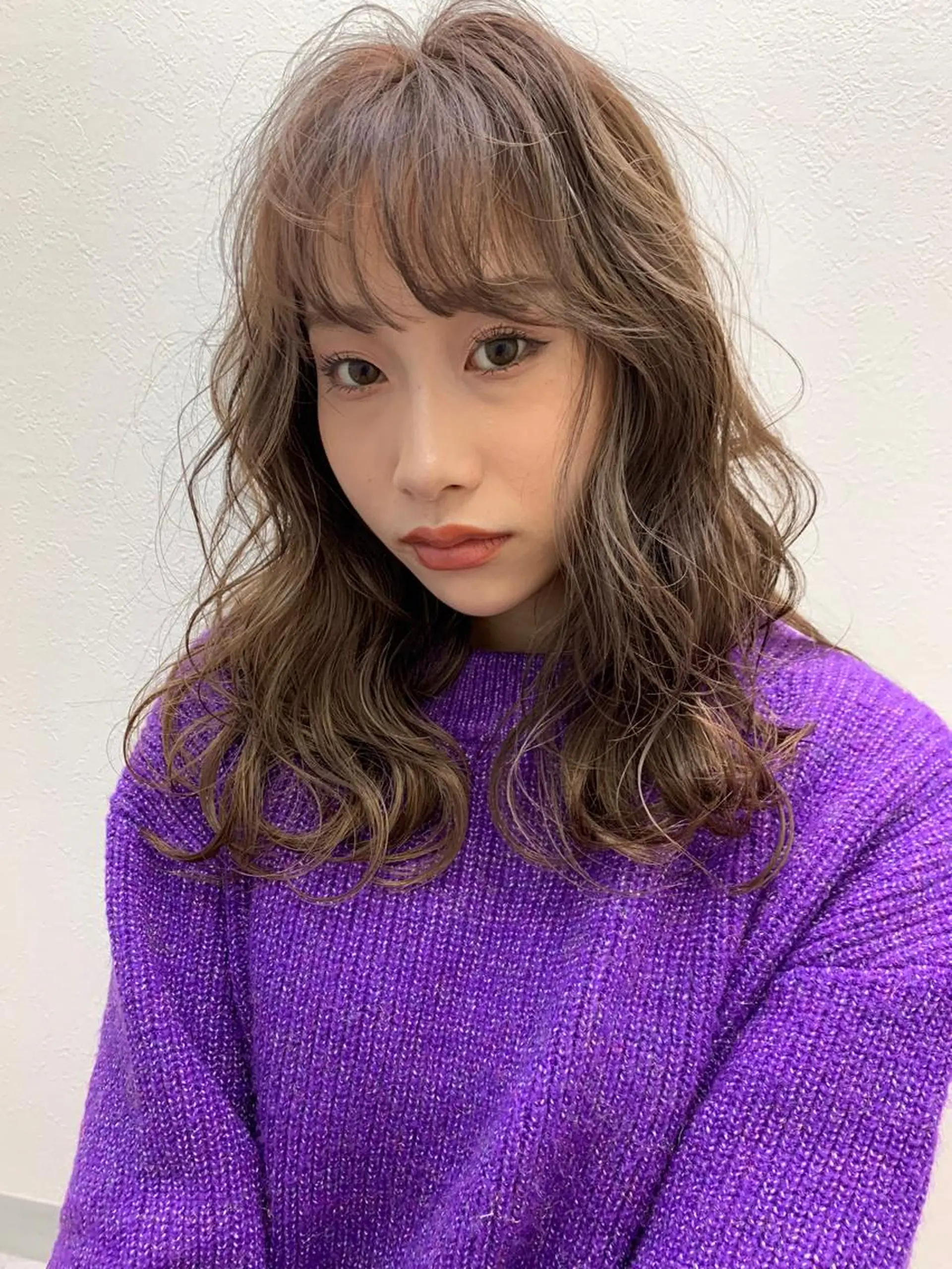 ロング カット ヘアカラー トリートメント a .のヘアスタイル