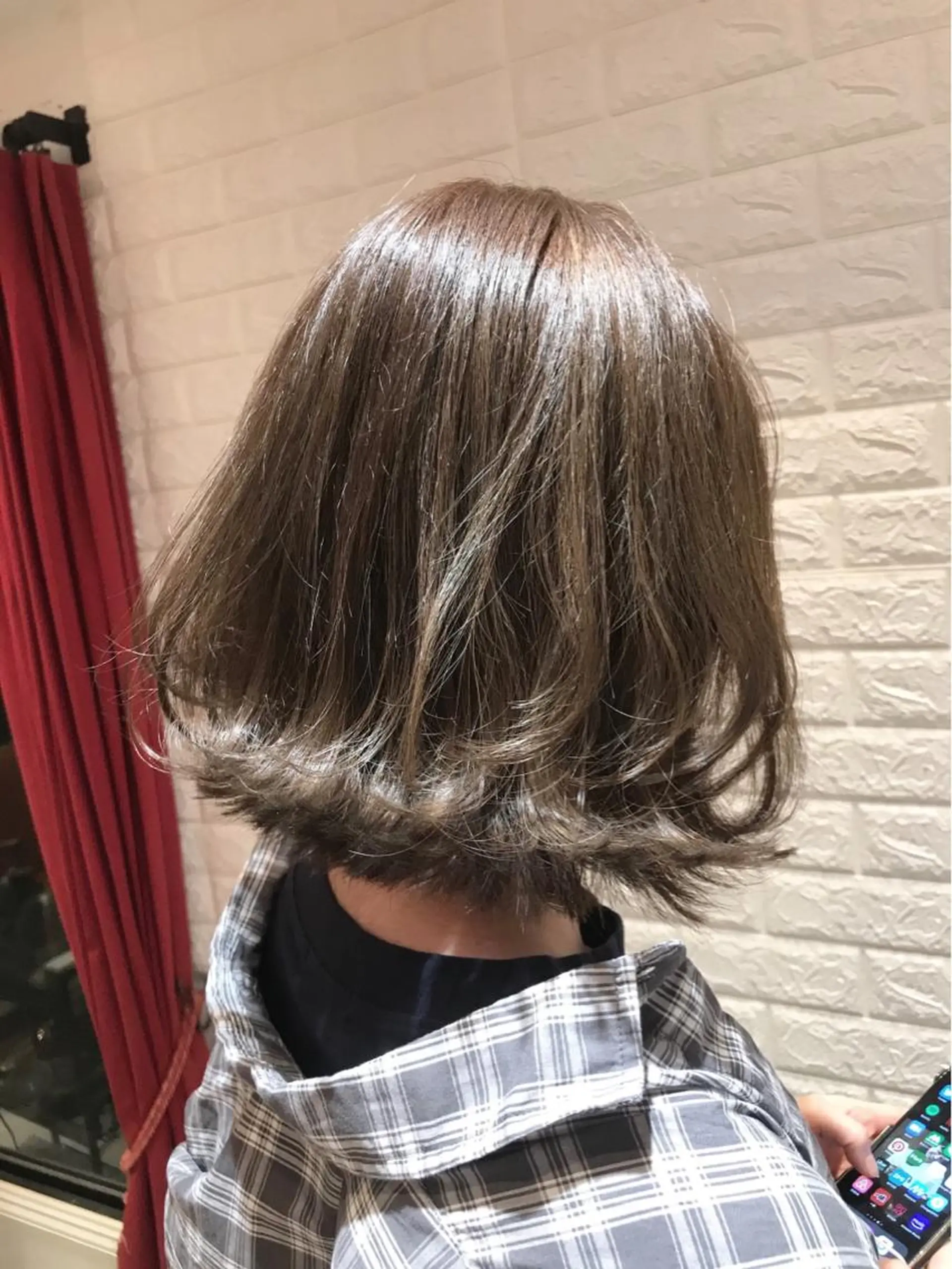 ミディアム カラー ブリーチ ブリーチなしカラー BEBE所属・ブリーチなし 透明感カラーKANAのヘアスタイル