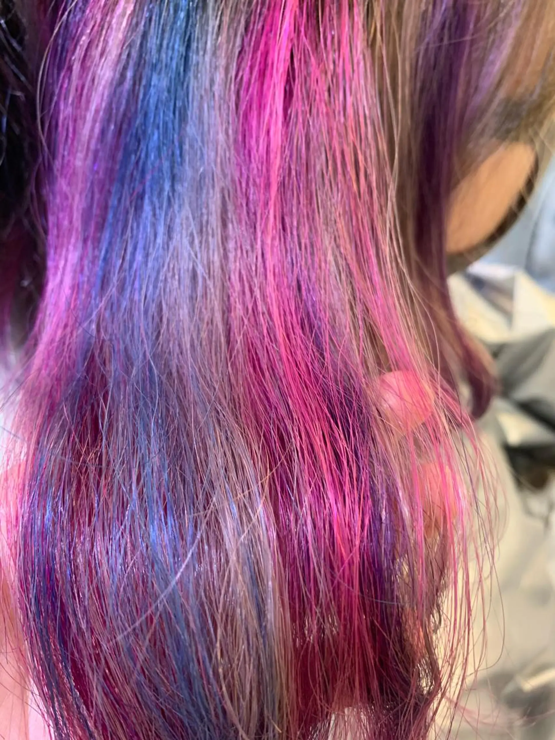 ロング カラー ブルーカラー ピンクカラー パープルカラー ユニコーンカラー ヘアケア・頭皮ケア デザインカラー/中田のヘアスタイル