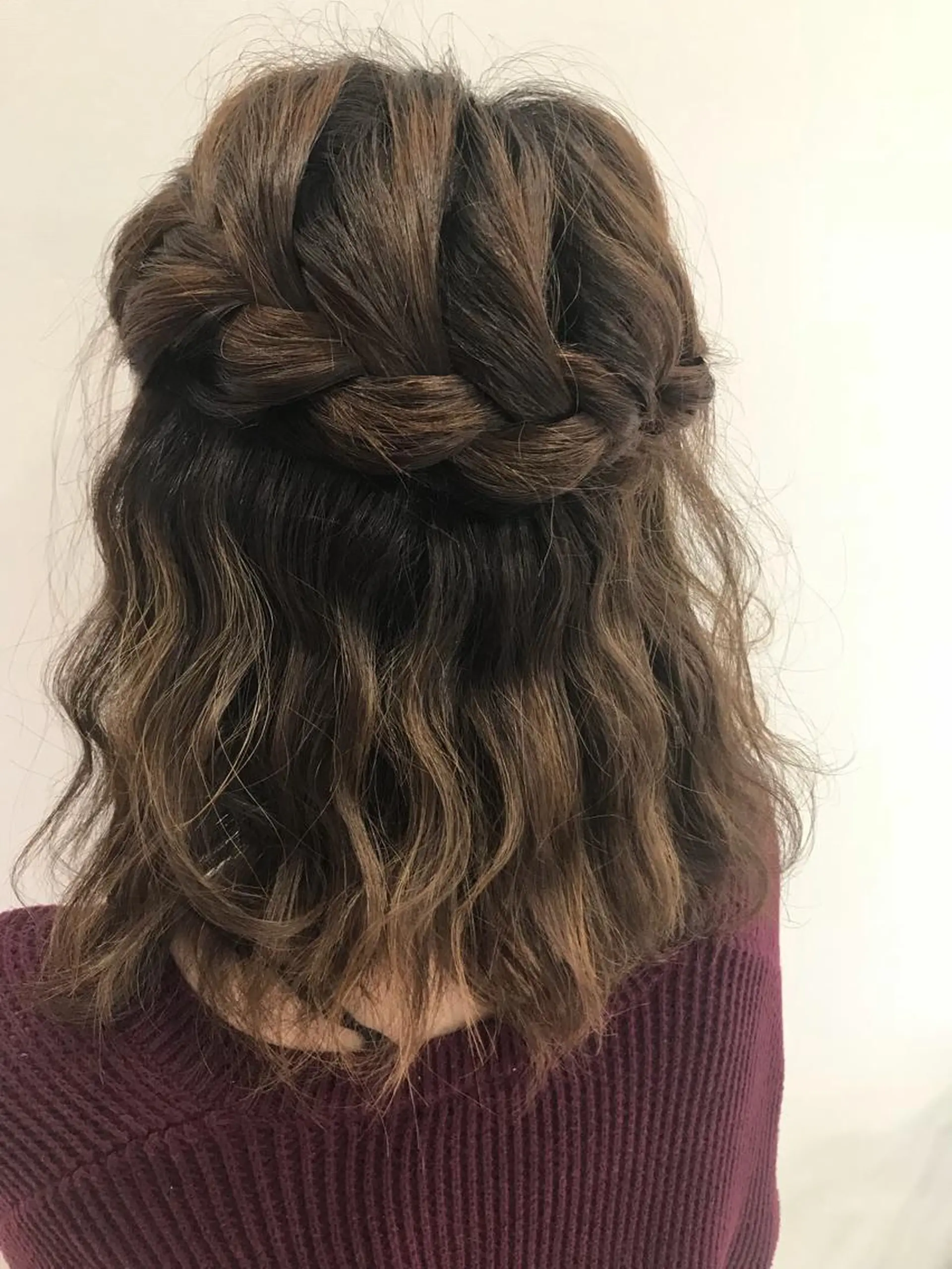 ミディアム ヘアアレンジ 佐山 聖玲奈のヘアスタイル