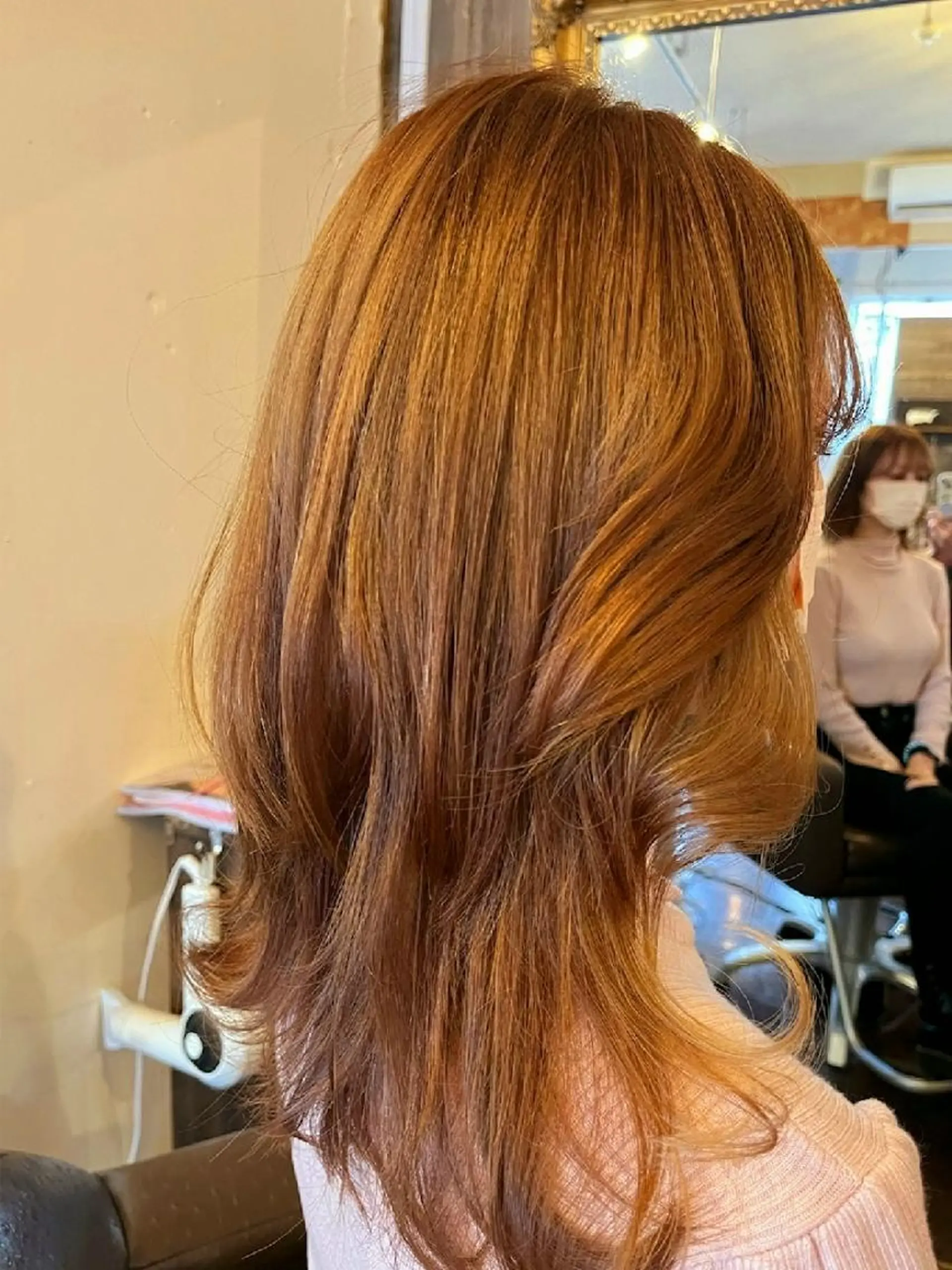 セミロング カラー ベージュカラー オレンジ オレンジベージュ カット LE'CIEL所属・前田 あきひろのヘアスタイル