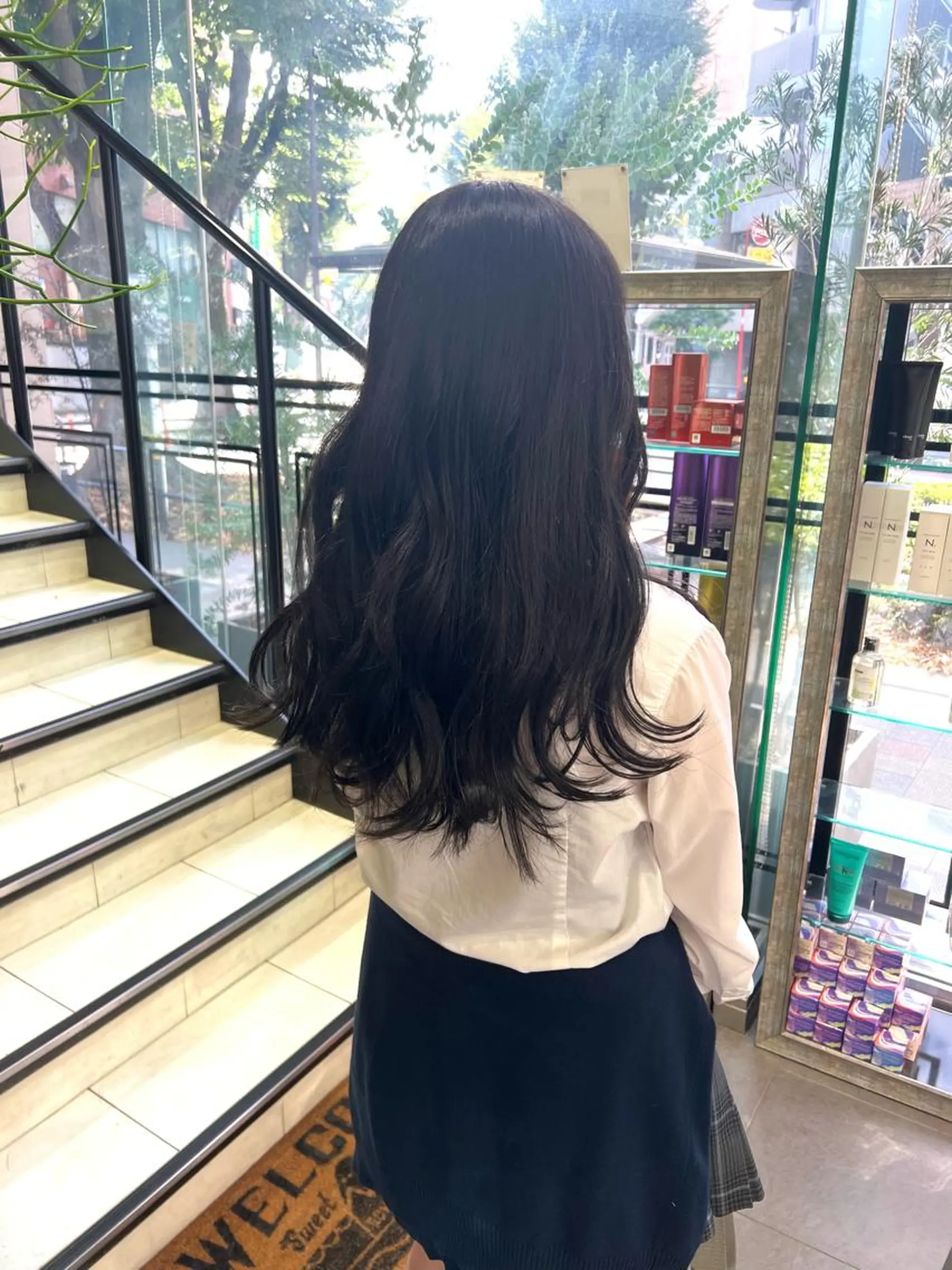 ロング カラー 黒髪 ブルーカラー ブルーグレー ブルーグレージュ 透明感カラー 髪質改善カラー/矯正 /パーマの職人/航太のヘアスタイル