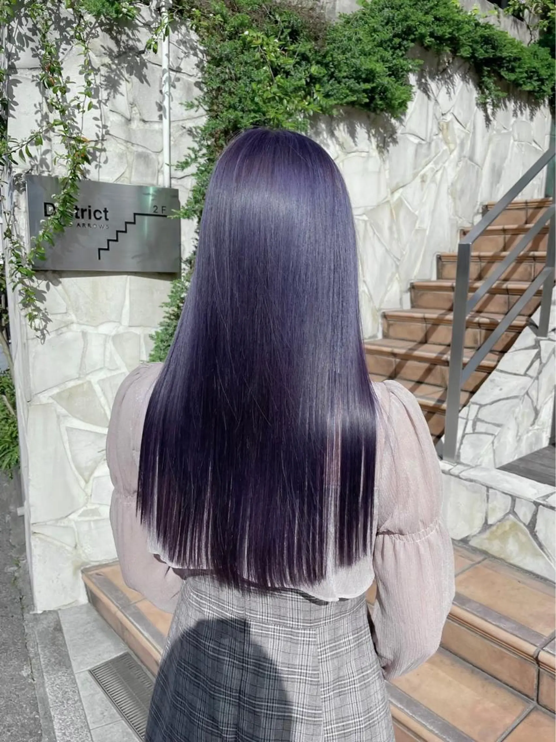 ミディアム カラー ヘアアレンジ アッシュ アッシュグレー アッシュグレージュ バレイヤージュ ミストバング ヘアカラー トリートメント 🌟🍒ハイトーン 韓国ヘア/ユウミのヘアスタイル