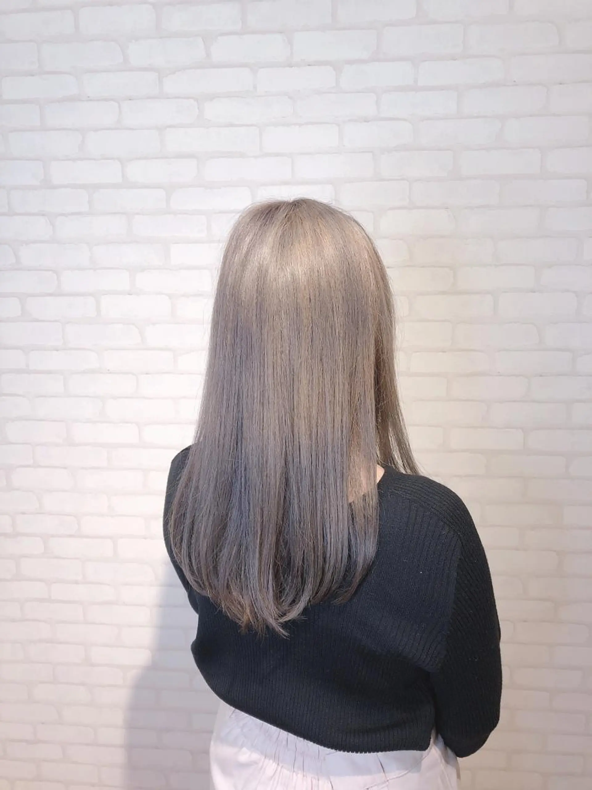 ロング カラー ミヤザキ タクトのヘアスタイル